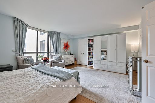 211 Saint Patrick Street S C-ph 10 Property Photo 32