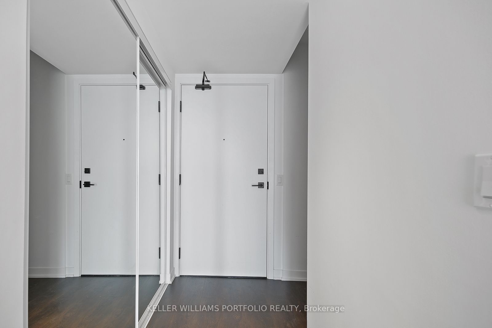 319 Jarvis Street 1816 Property Photo 3