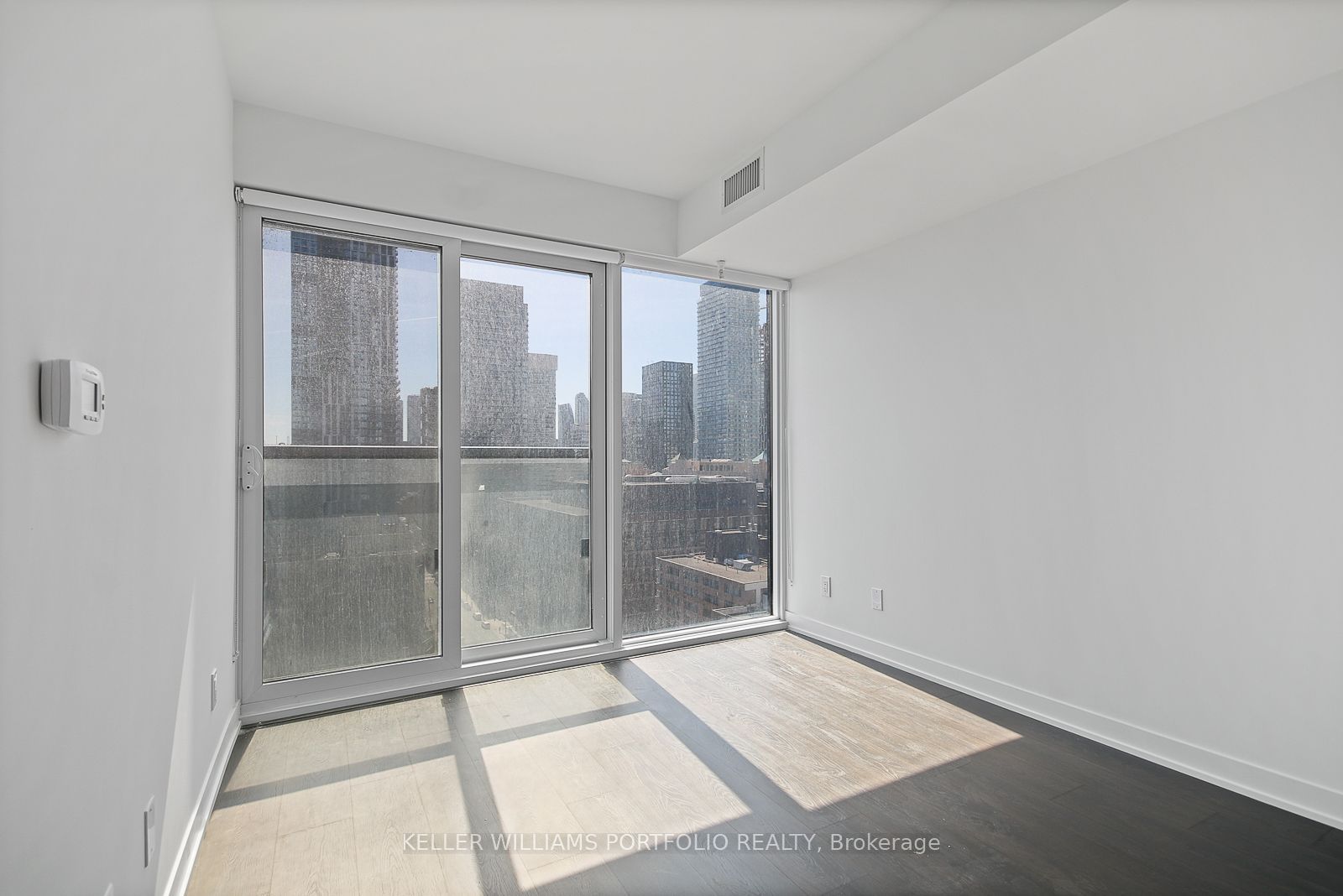 319 Jarvis Street 1816 Property Photo 12