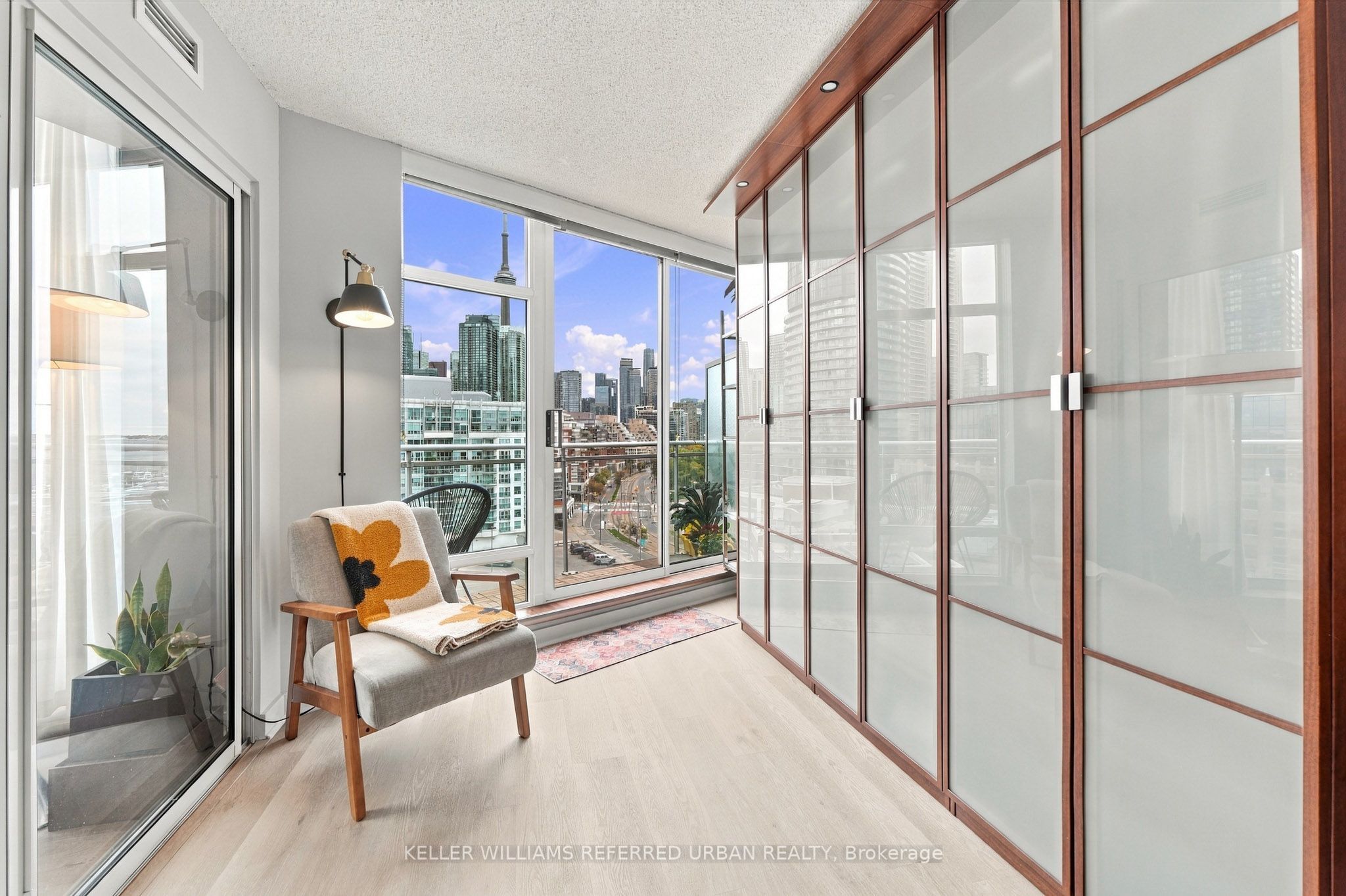 650 Queens Quay W 1102 Property Photo 13