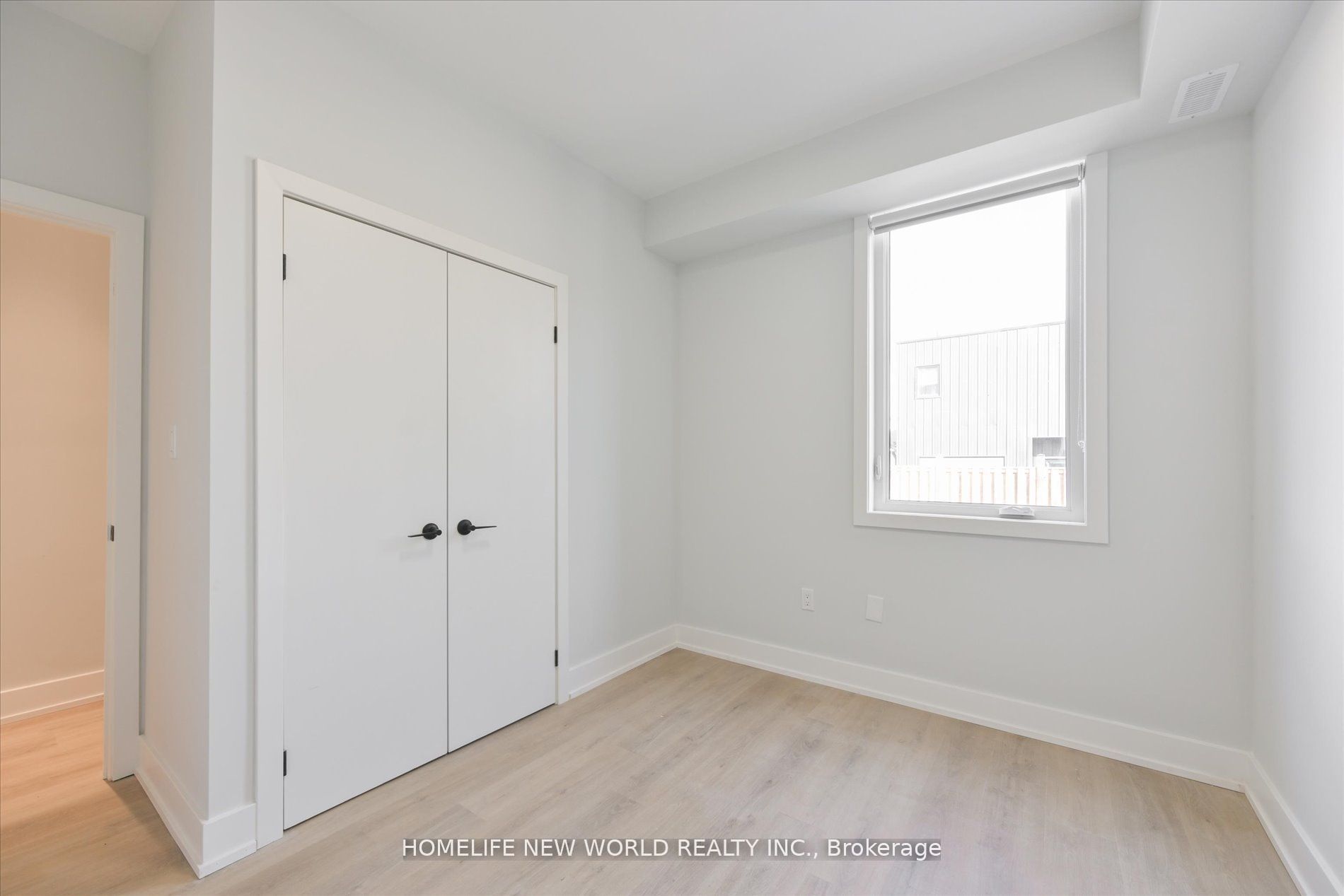 995 Dufferin Dufferin Street Main Property Photo 13