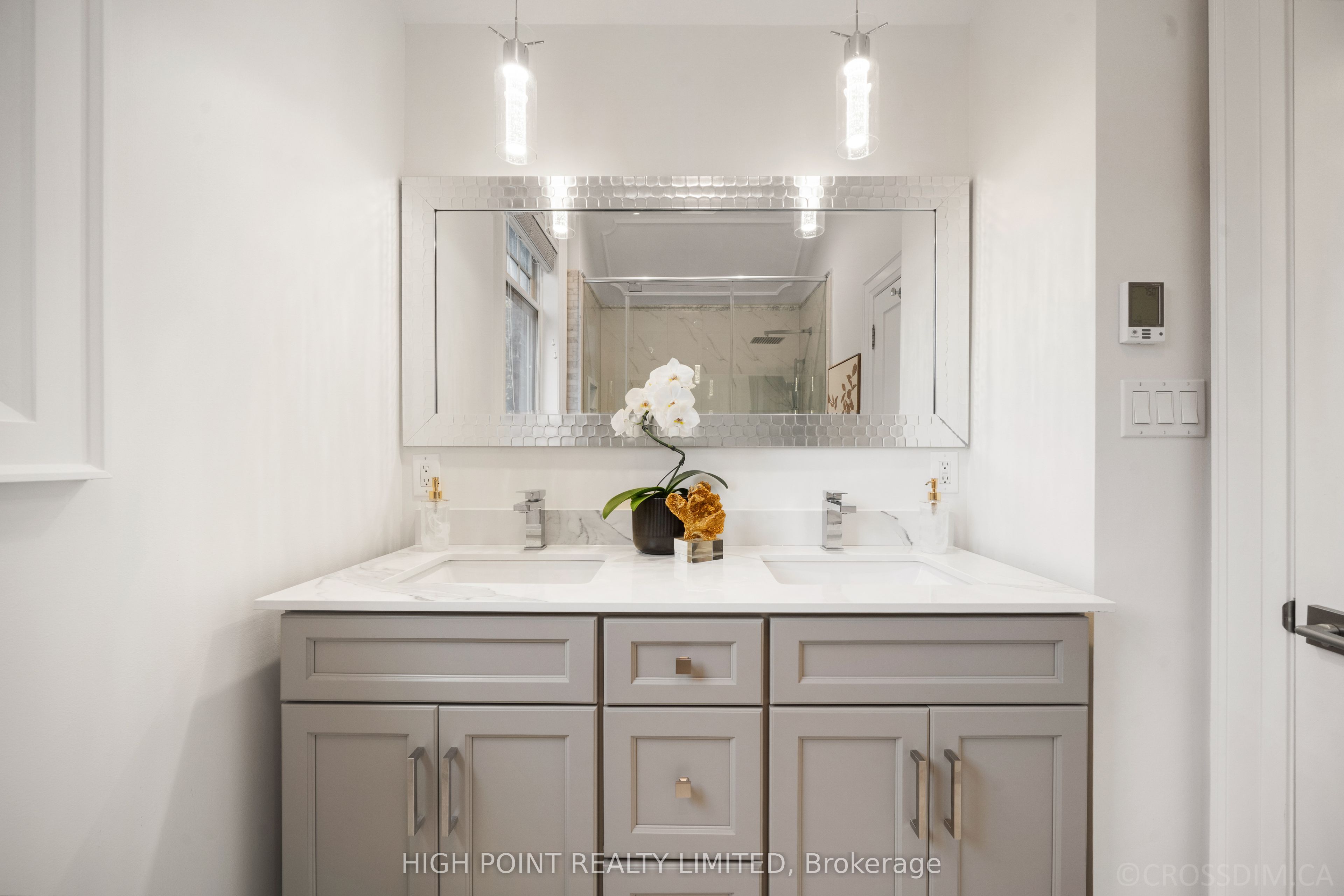 50 Leadale Avenue Property Photo 23