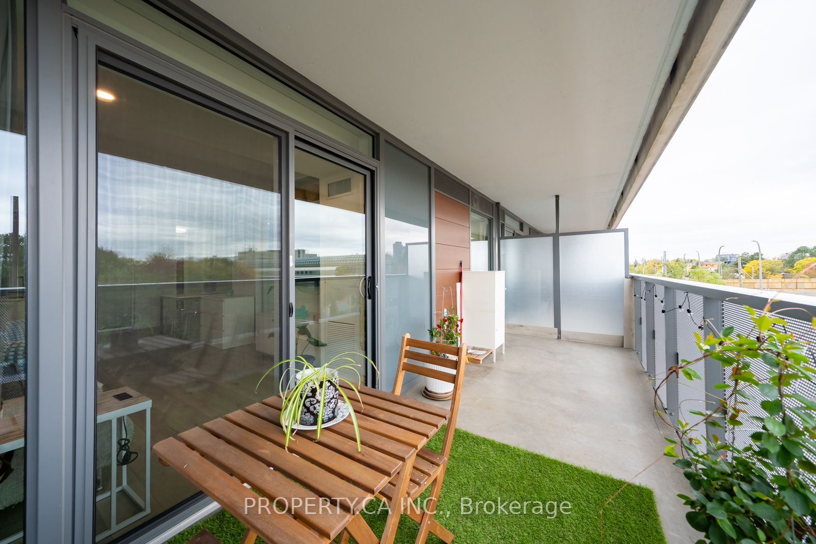 120 Varna Drive 412 Property Photo 41