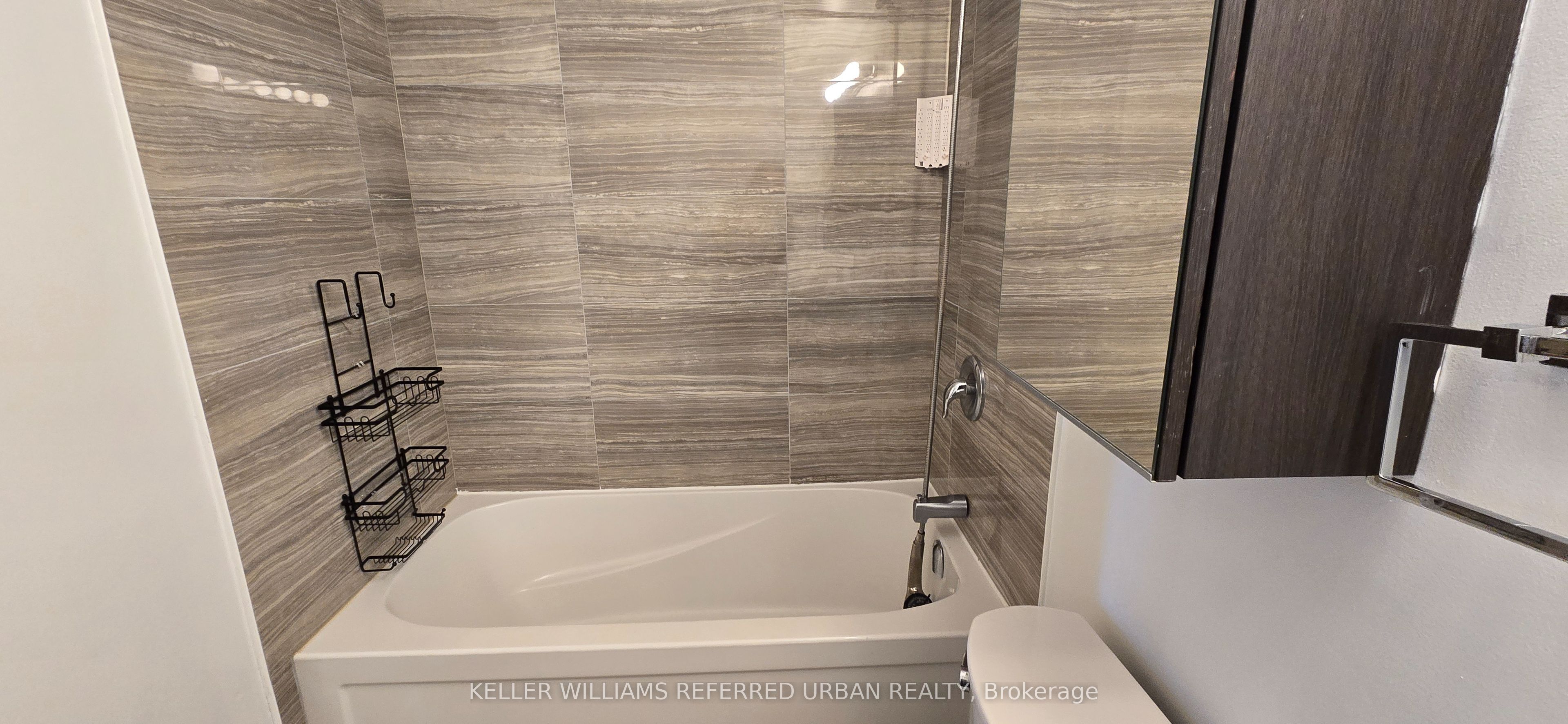 7 Bishop Avenue 611 Property Photo 20