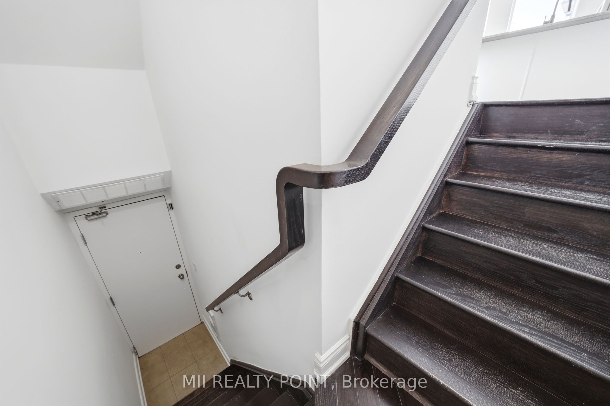 2 Maxwell Street 201 Property Photo 5