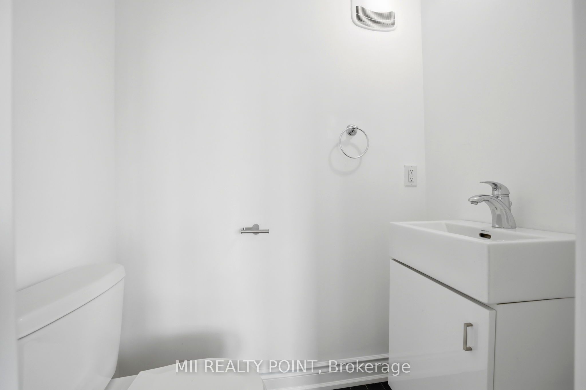 2 Maxwell Street 201 Property Photo 18