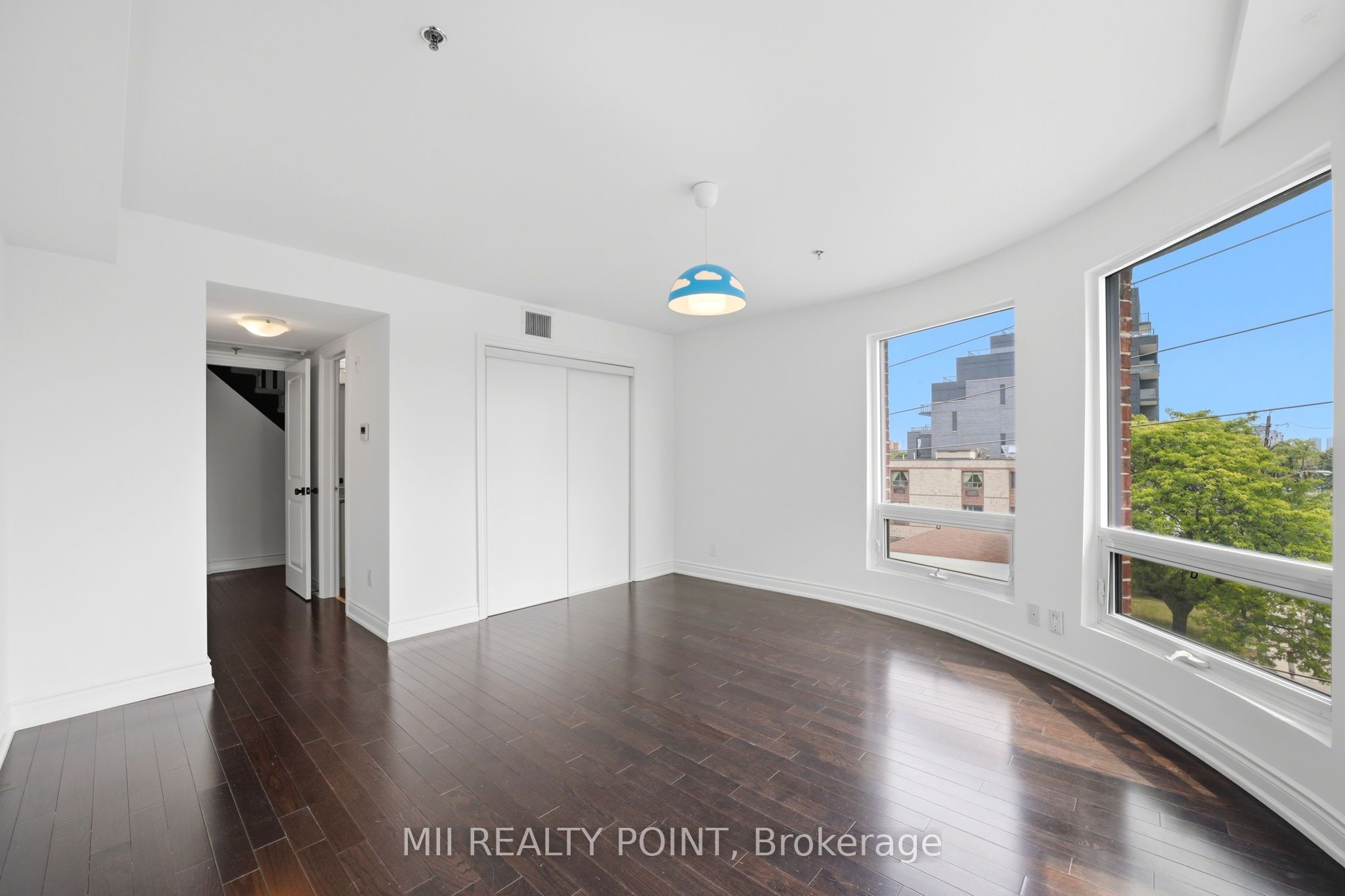 2 Maxwell Street 201 Property Photo 30