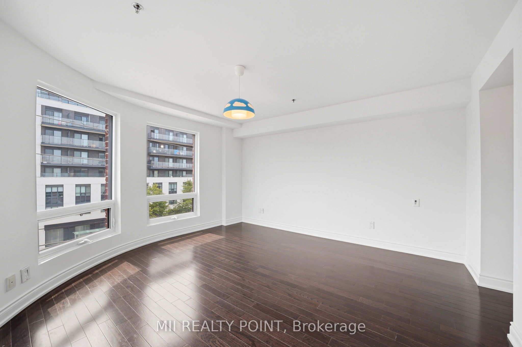 2 Maxwell Street 201 Property Photo 33