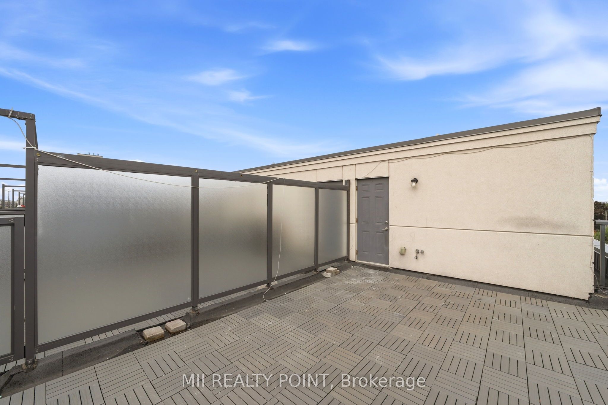 2 Maxwell Street 201 Property Photo 37