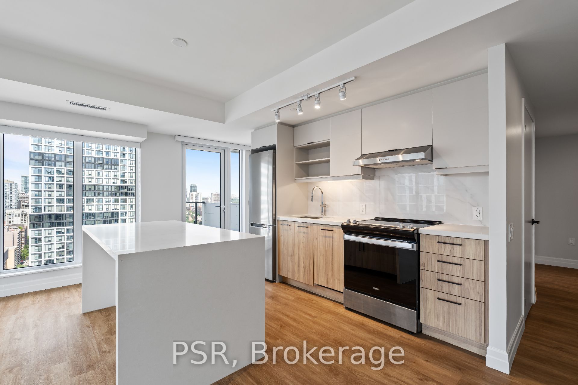203 Jarvis Street 3101 Property Photo 2