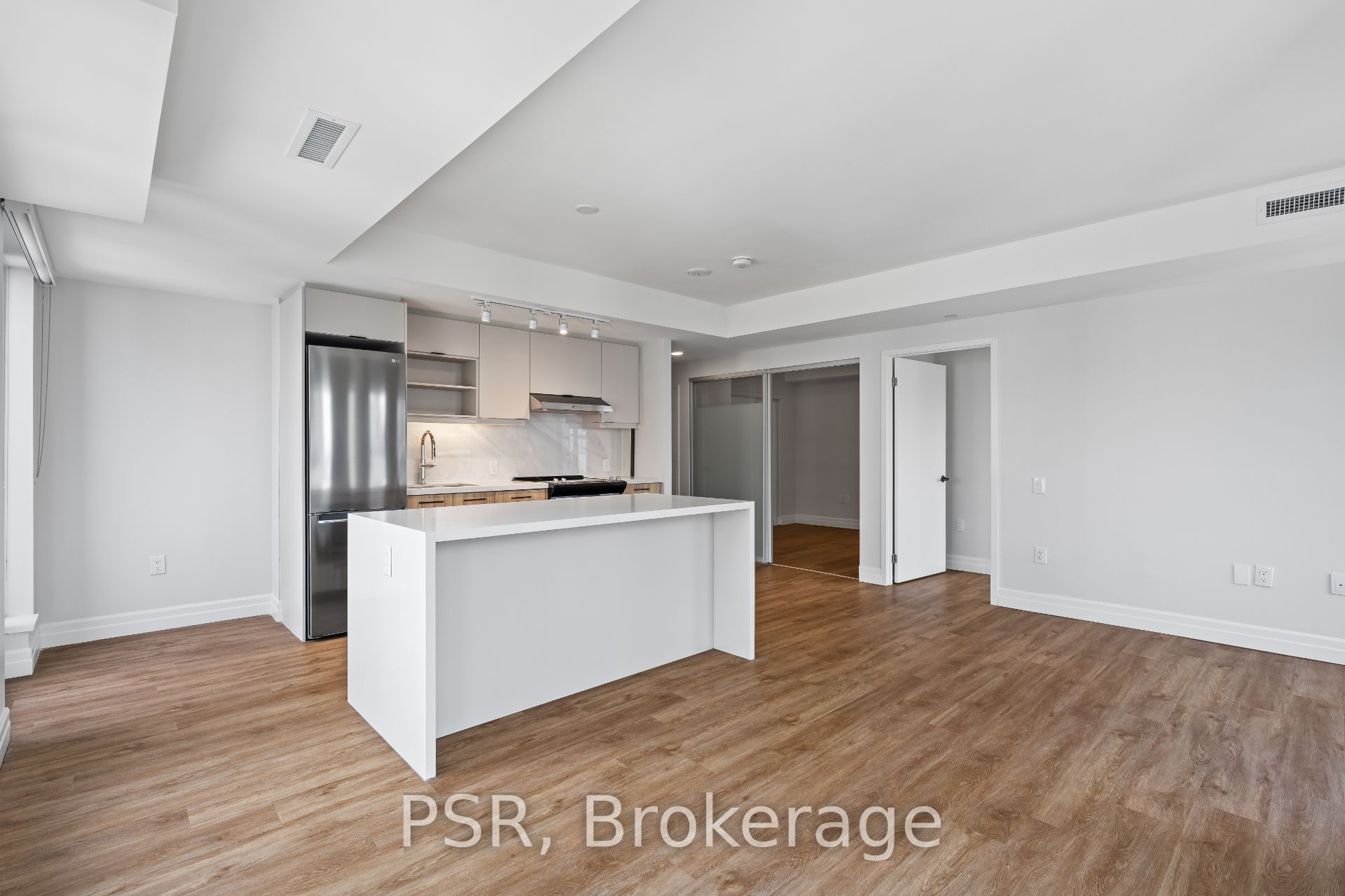 203 Jarvis Street 3101 Property Photo 3