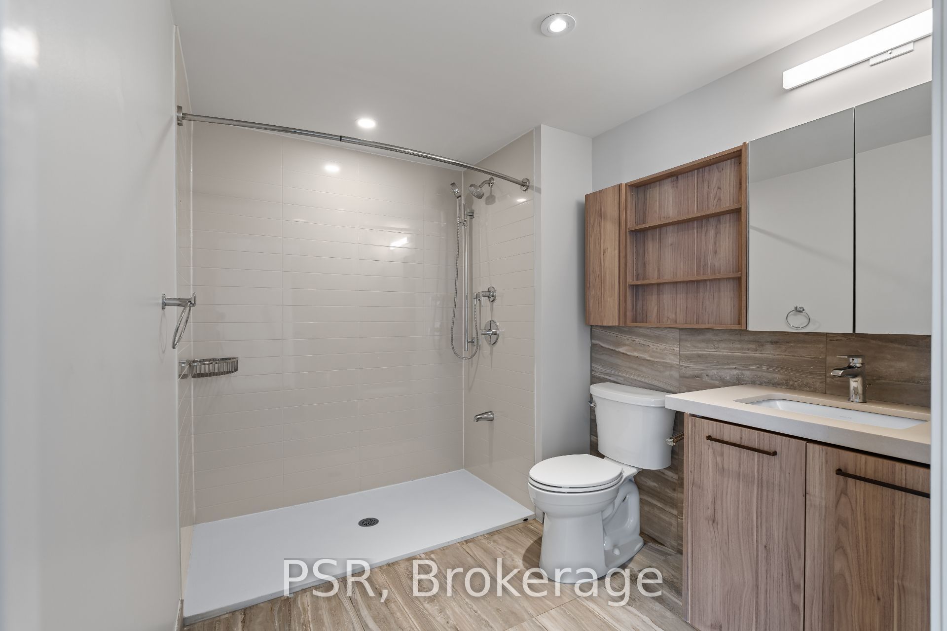 203 Jarvis Street 3101 Property Photo 9