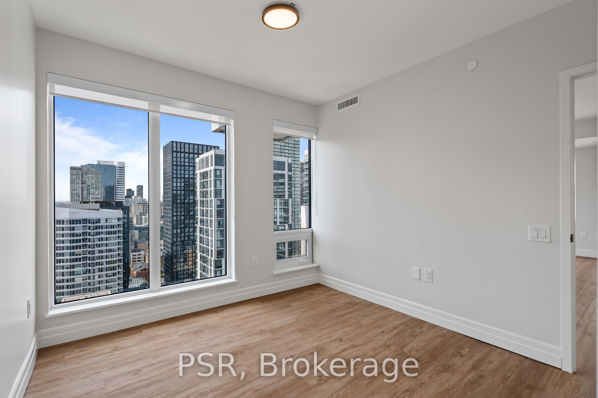 203 Jarvis Street 3101 Property Photo 10