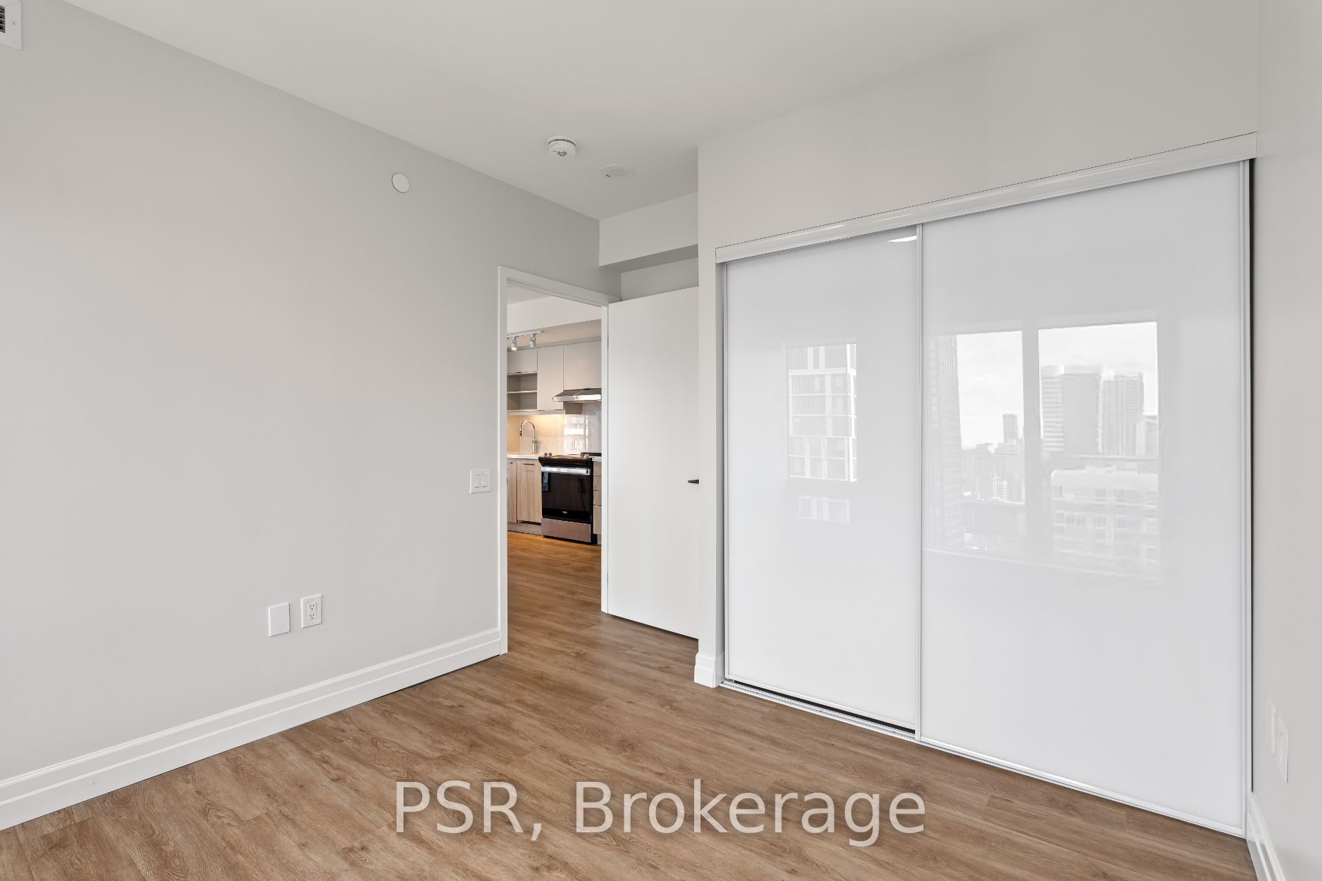 203 Jarvis Street 3101 Property Photo 12