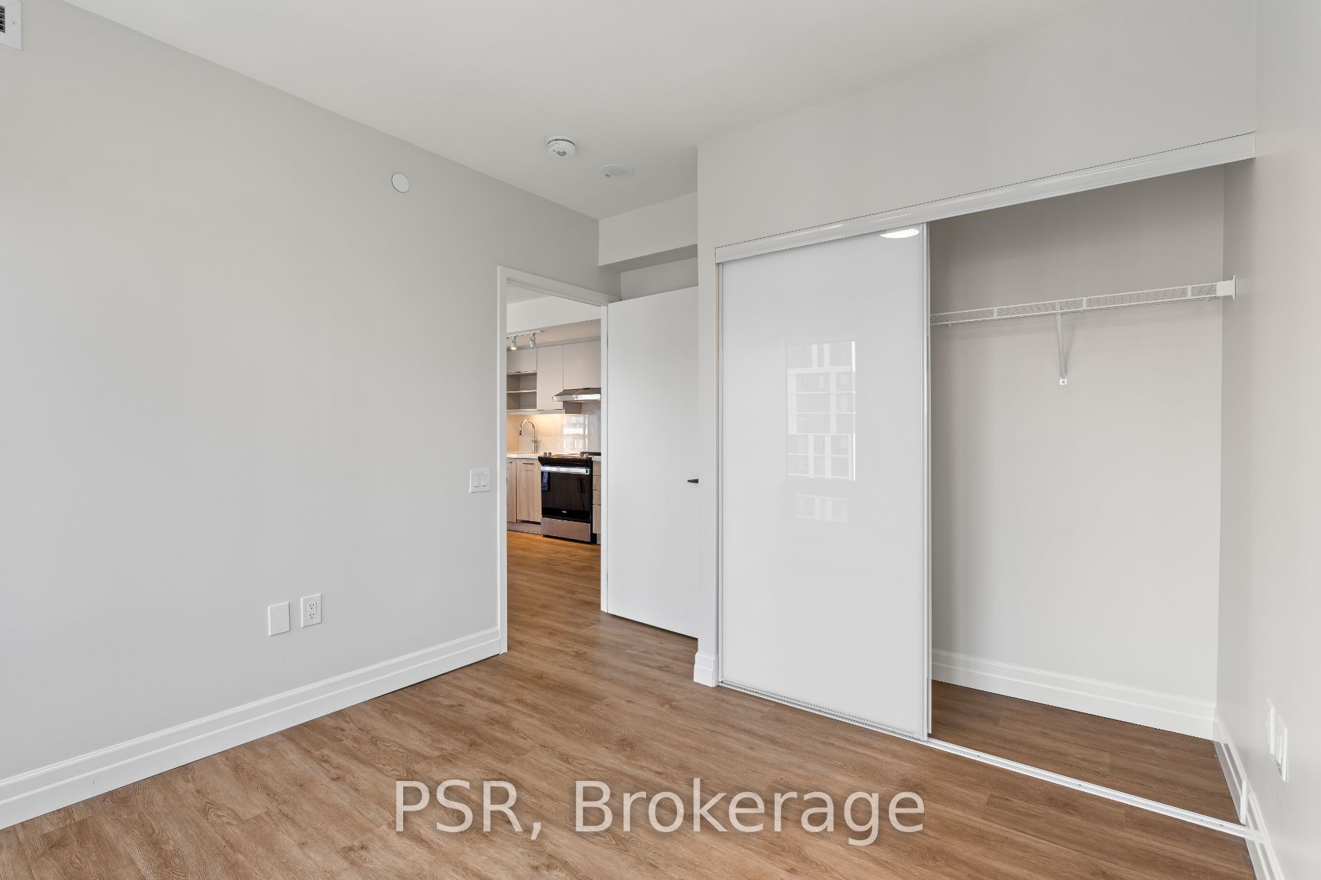 203 Jarvis Street 3101 Property Photo 13