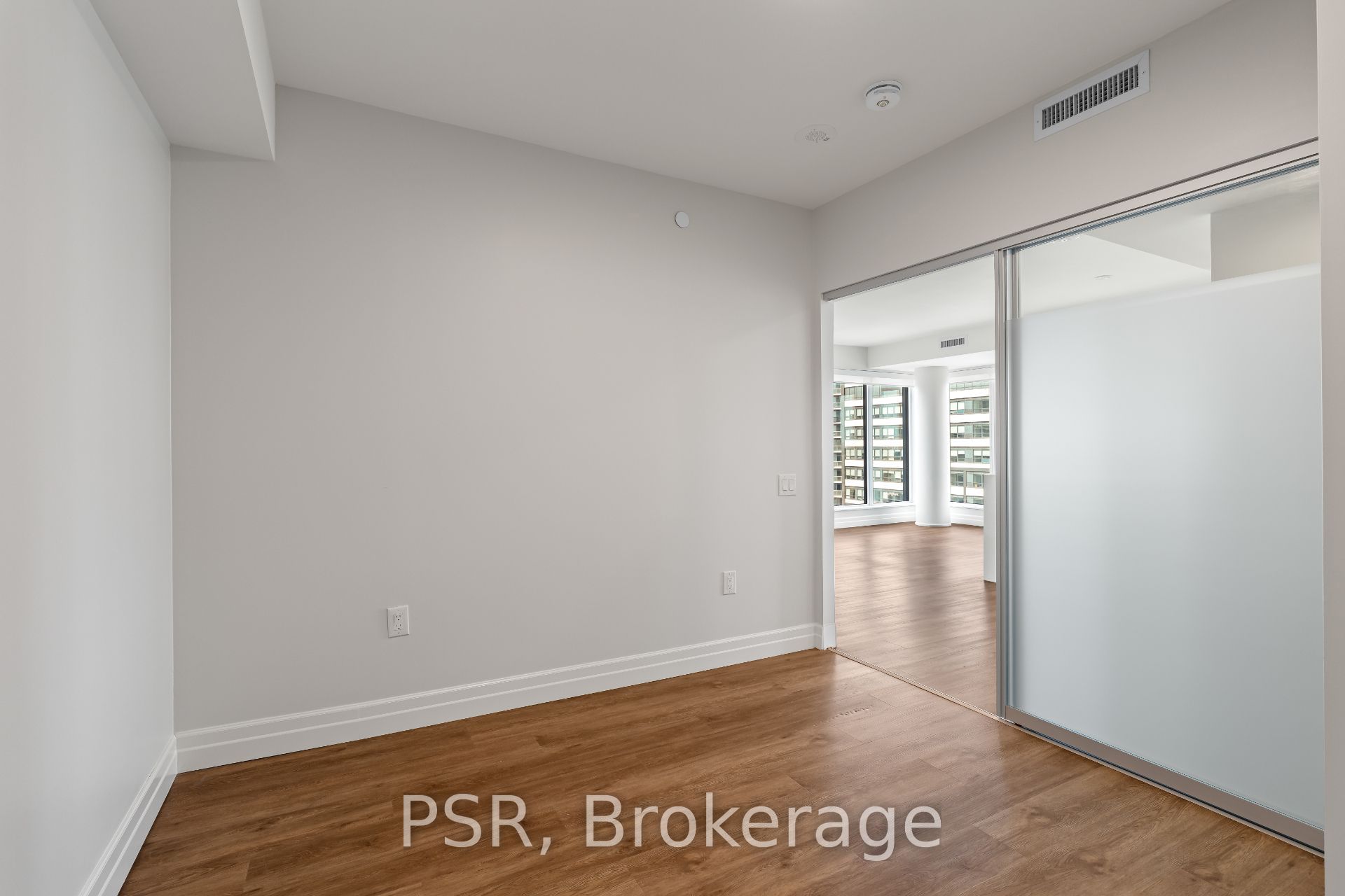 203 Jarvis Street 3101 Property Photo 16