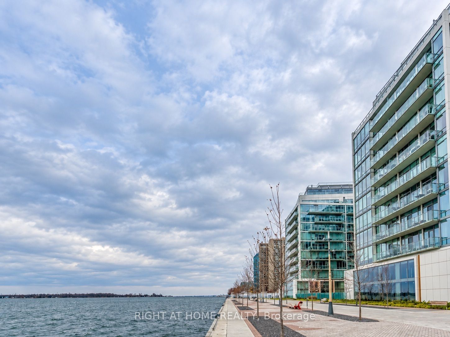 39 Queens Quay E 807 Property Photo 18