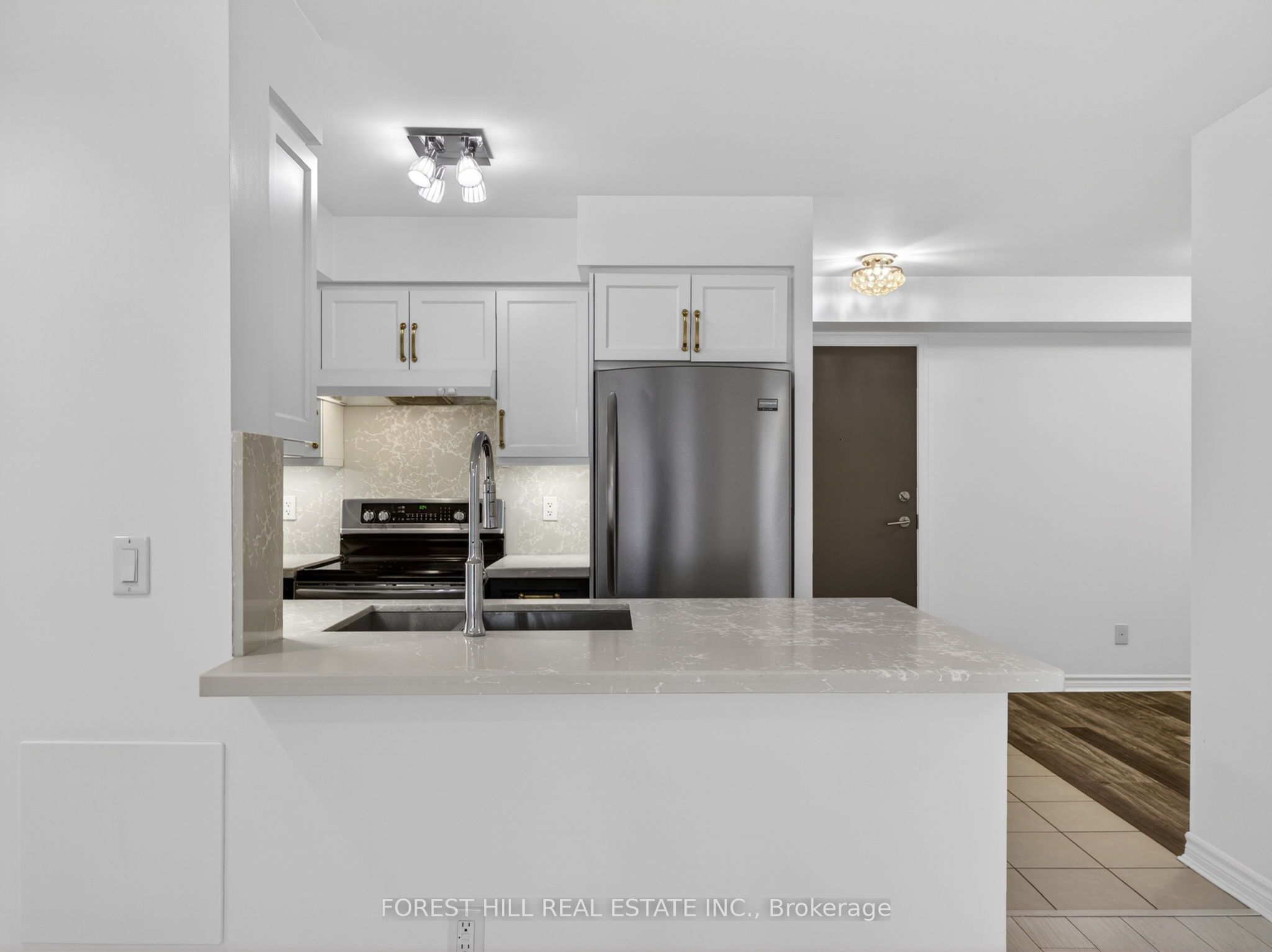 35 Saranac Boulevard 224 Property Photo 10