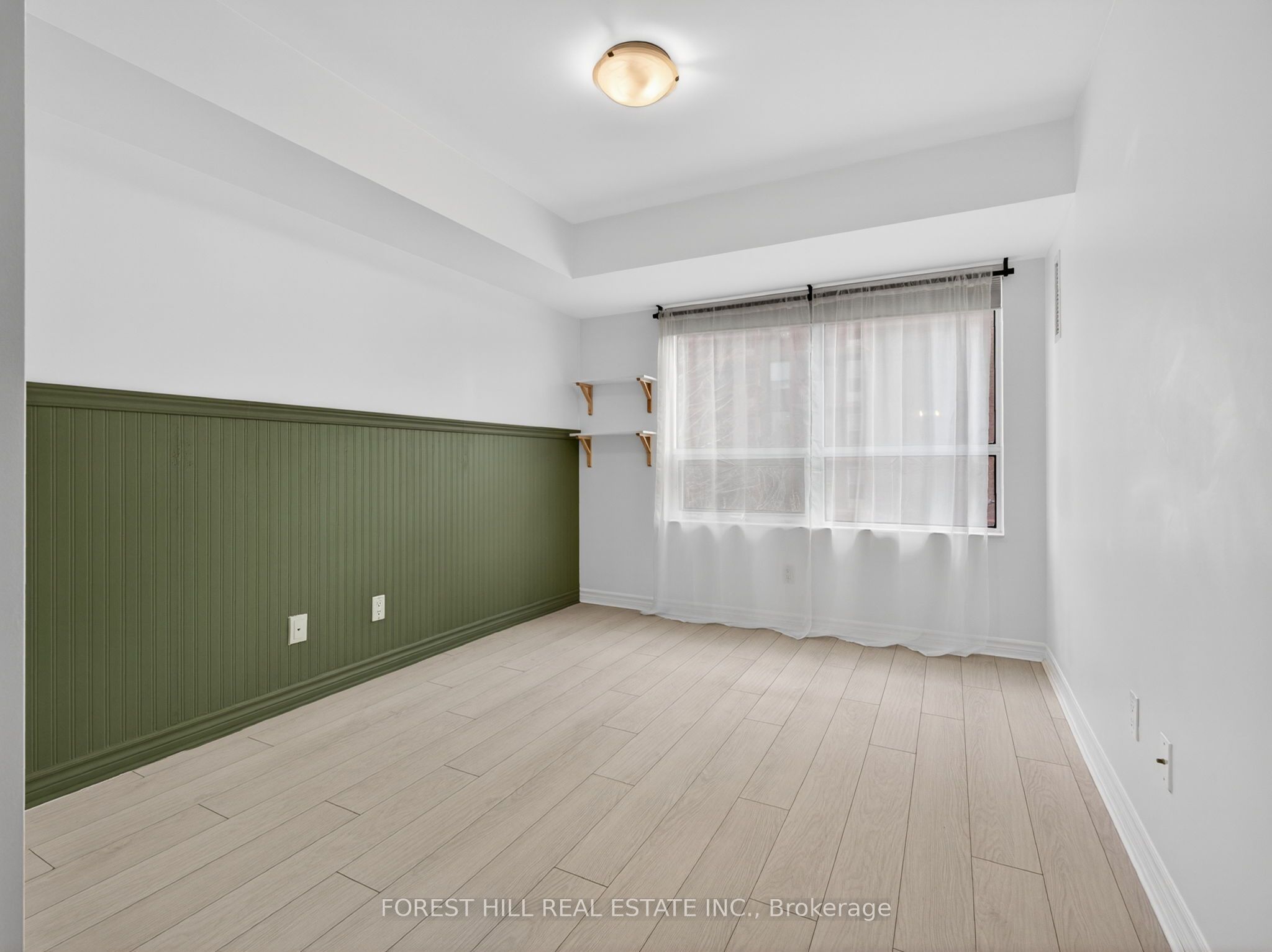 35 Saranac Boulevard 224 Property Photo 17