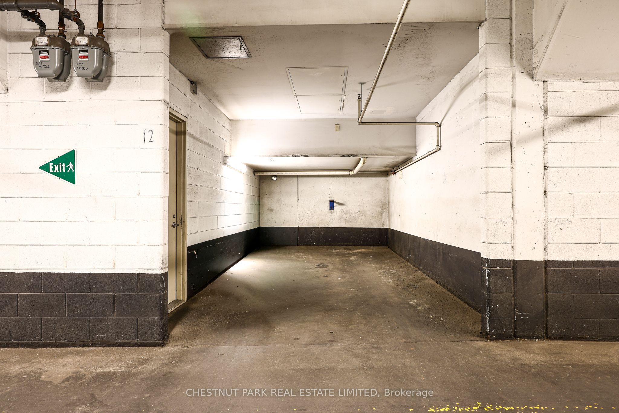 271 Mutual Street Property Photo 26