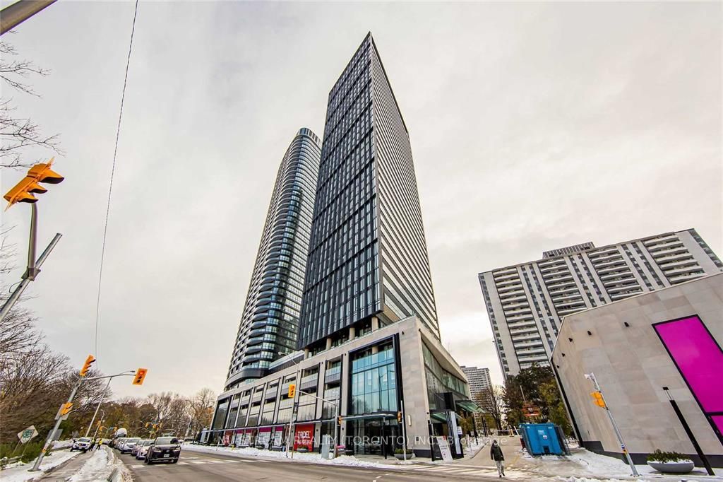 575 Bloor Street E 3203