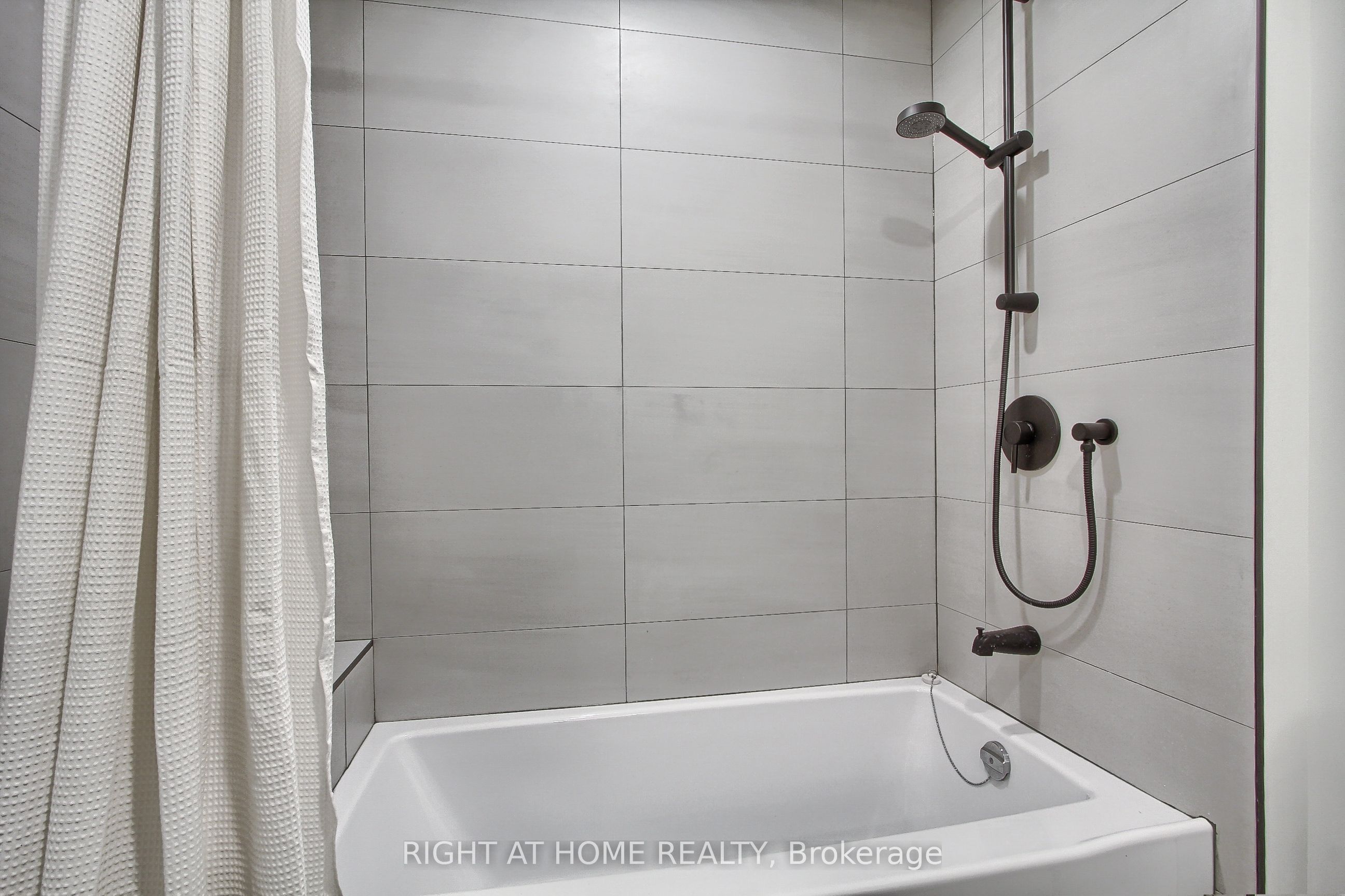 1201 Dovercourt Road Unit 2 Property Photo 15
