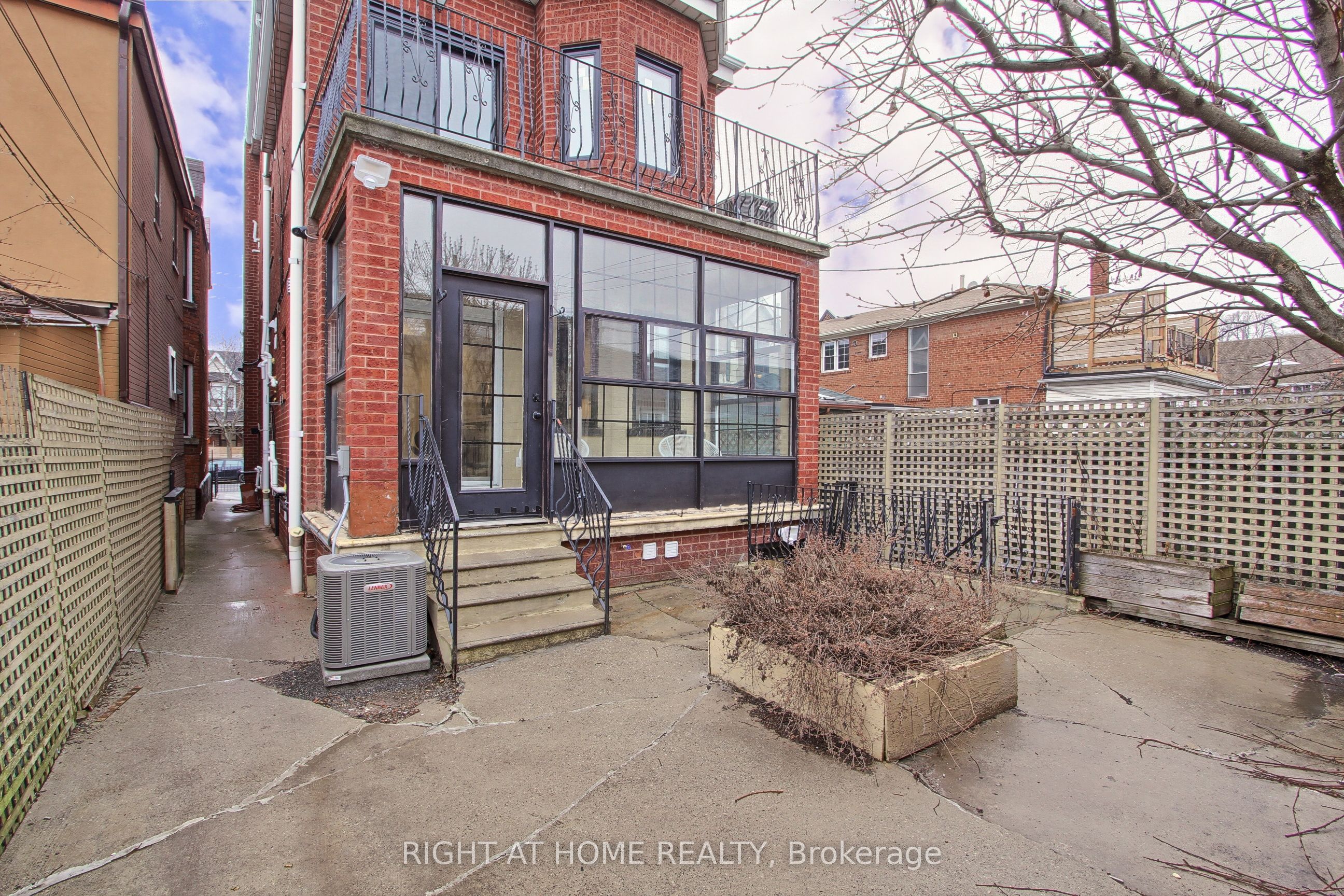 1201 Dovercourt Road Unit 2 Property Photo 23