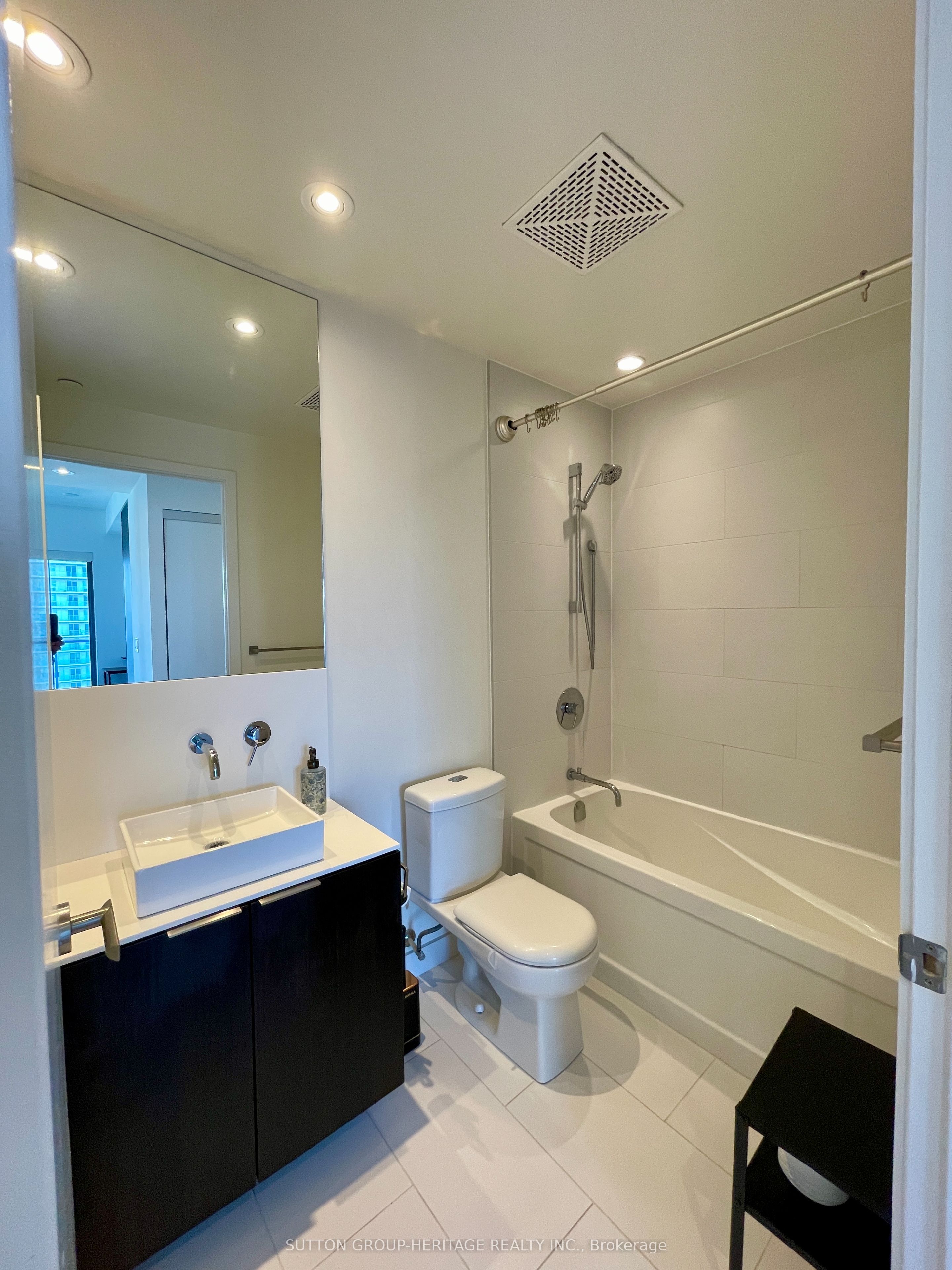 159 Dundas Street E 2509 Property Photo 9