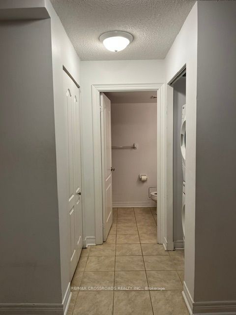 212 Eglinton Avenue E 312 Property Photo 14