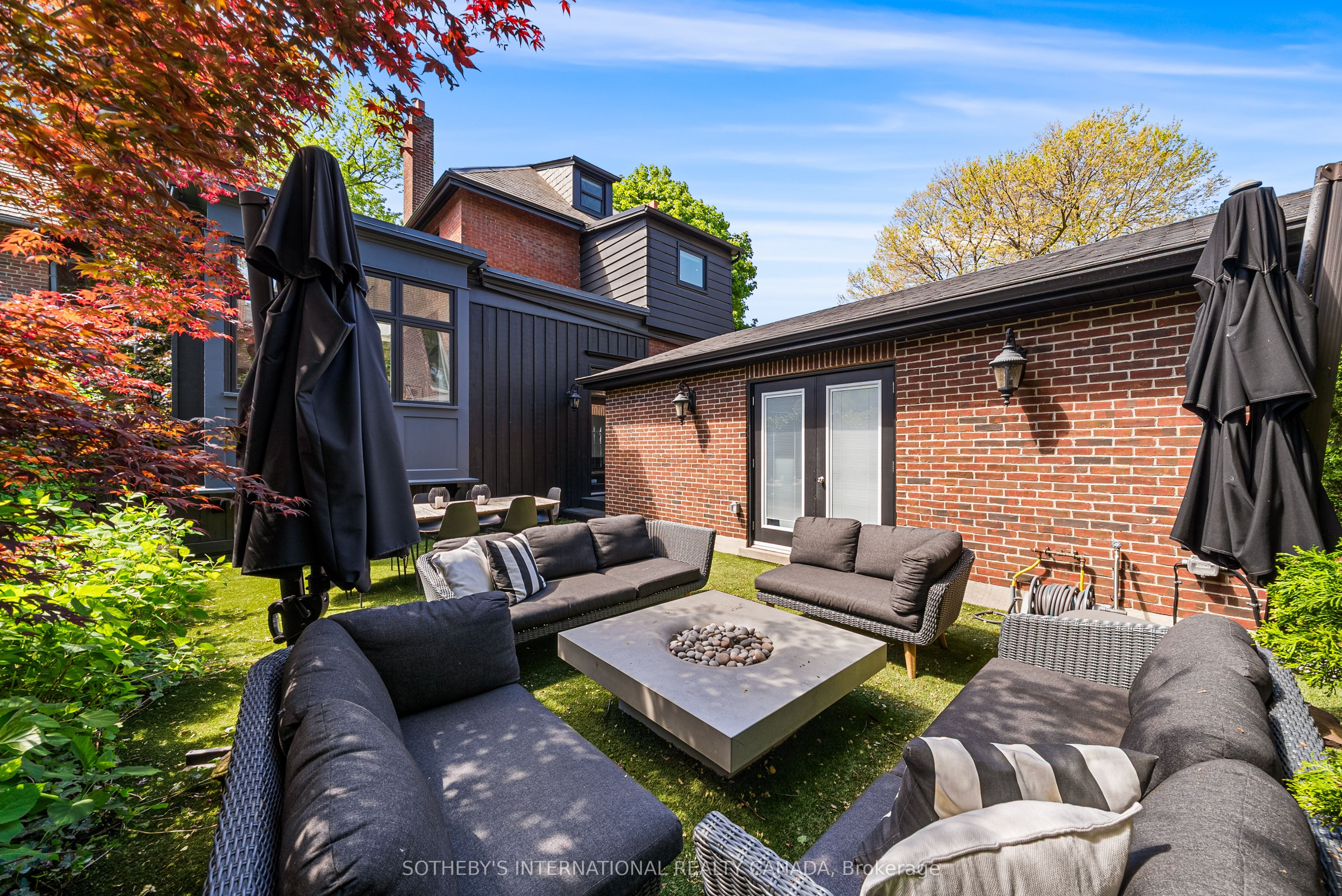92 Woodlawn Avenue W Property Photo 29