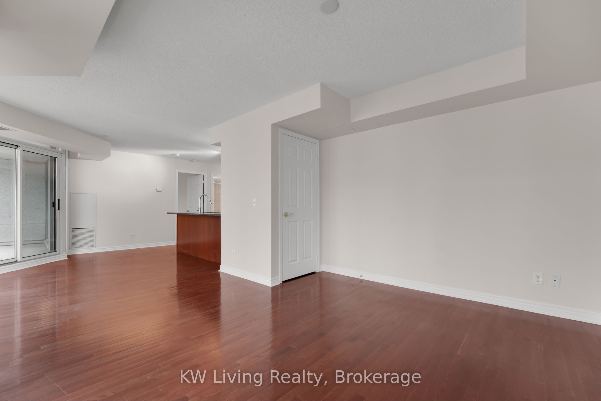 51 Lower Simcoe Street 1801 Property Photo 19