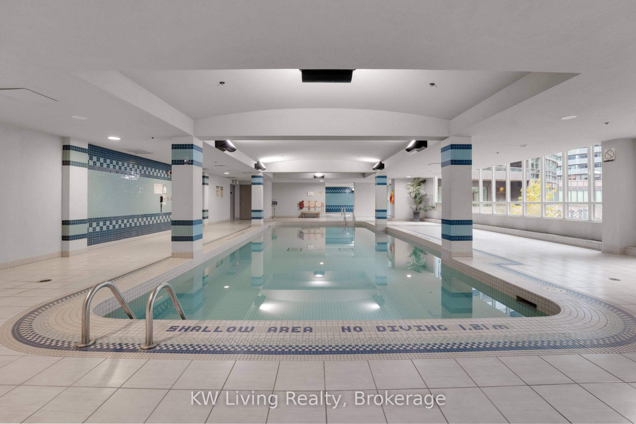 51 Lower Simcoe Street 1801 Property Photo 32