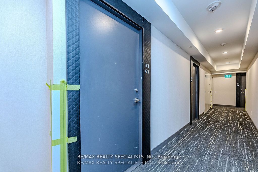 8 Wellesley Street W 1101 Property Photo 21