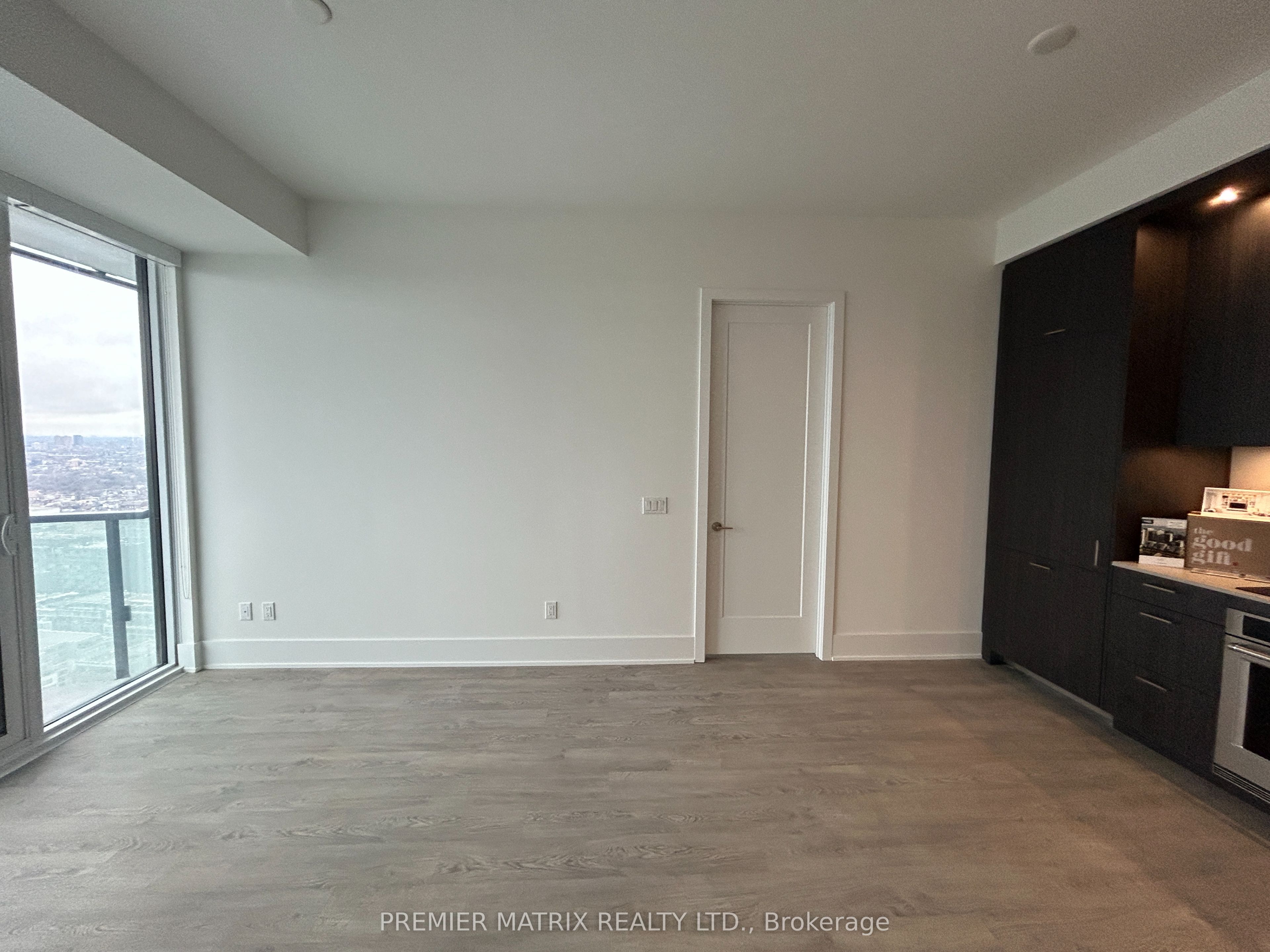 470 Front Street W 3315 Property Photo 10
