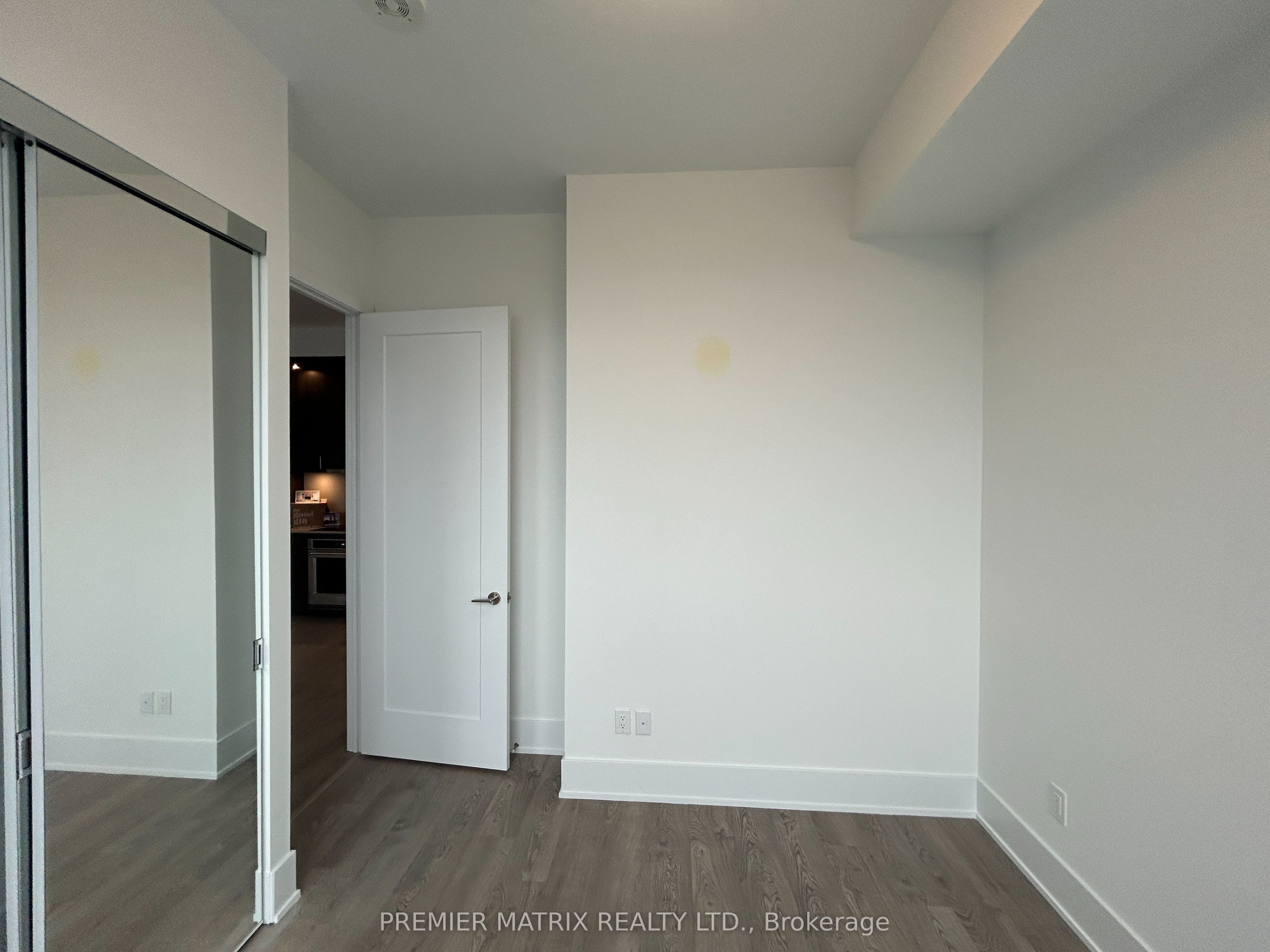 470 Front Street W 3315 Property Photo 16