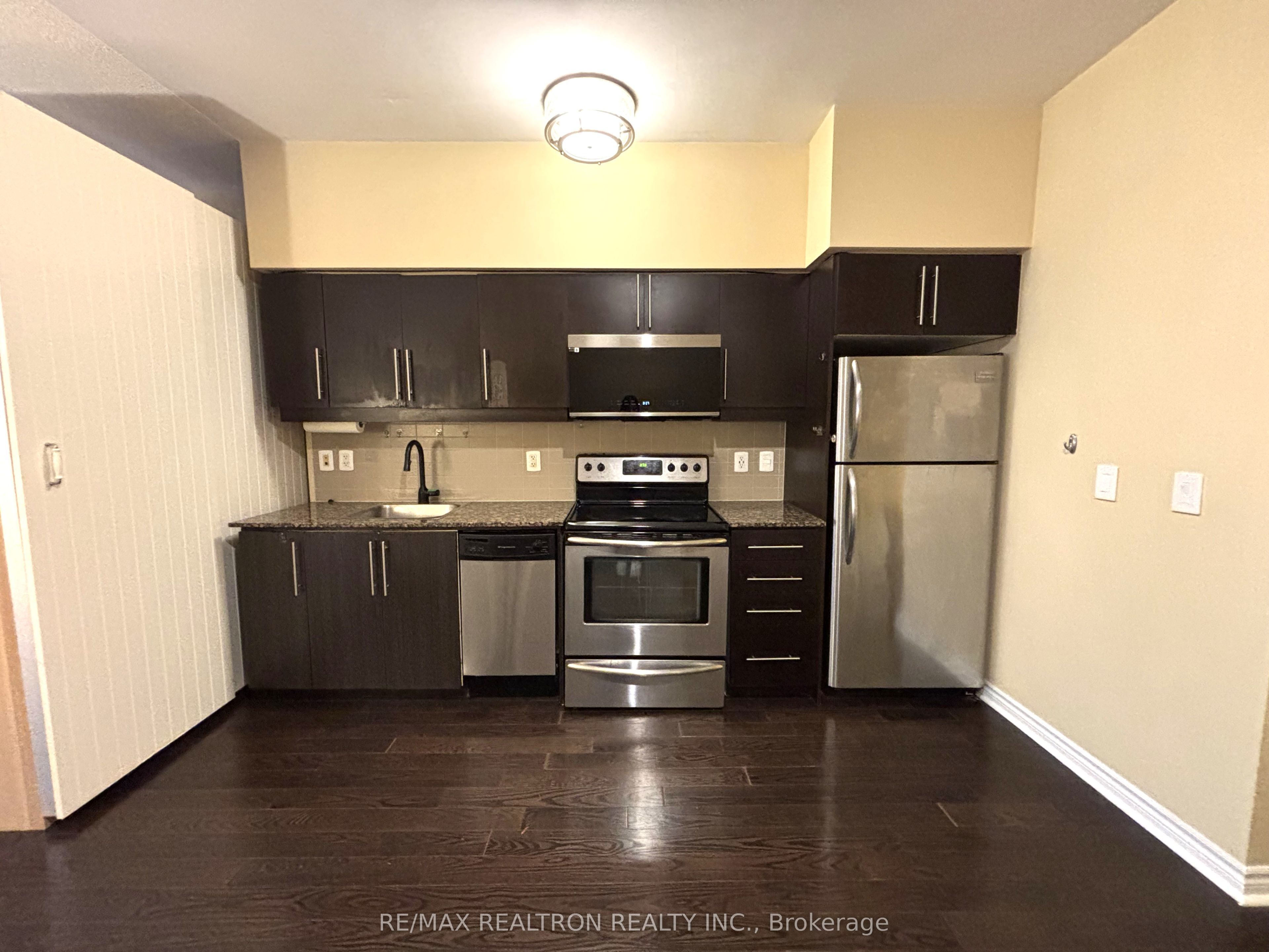 2885 Bayview Avenue 1111 Property Photo 12