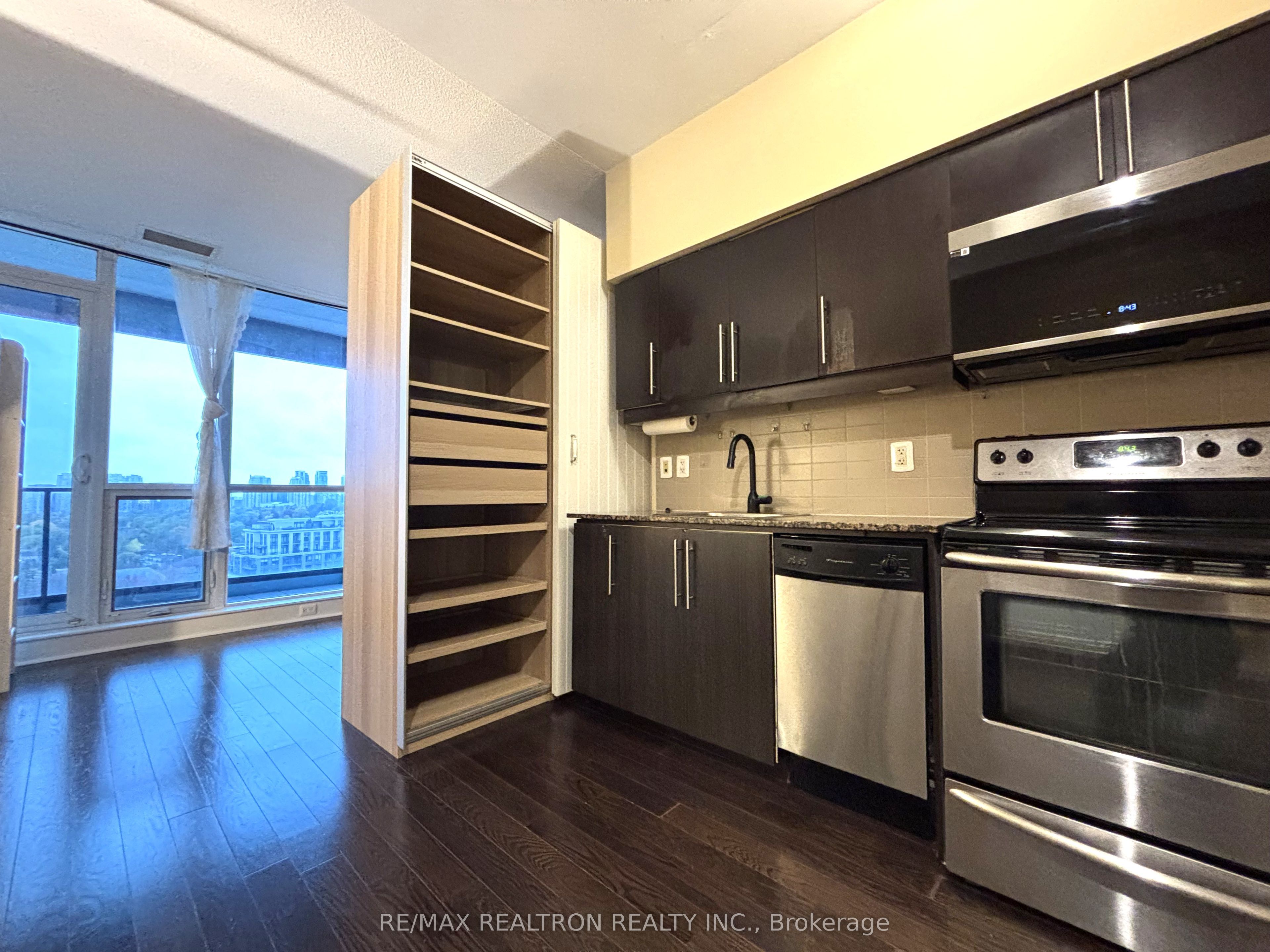 2885 Bayview Avenue 1111 Property Photo 14