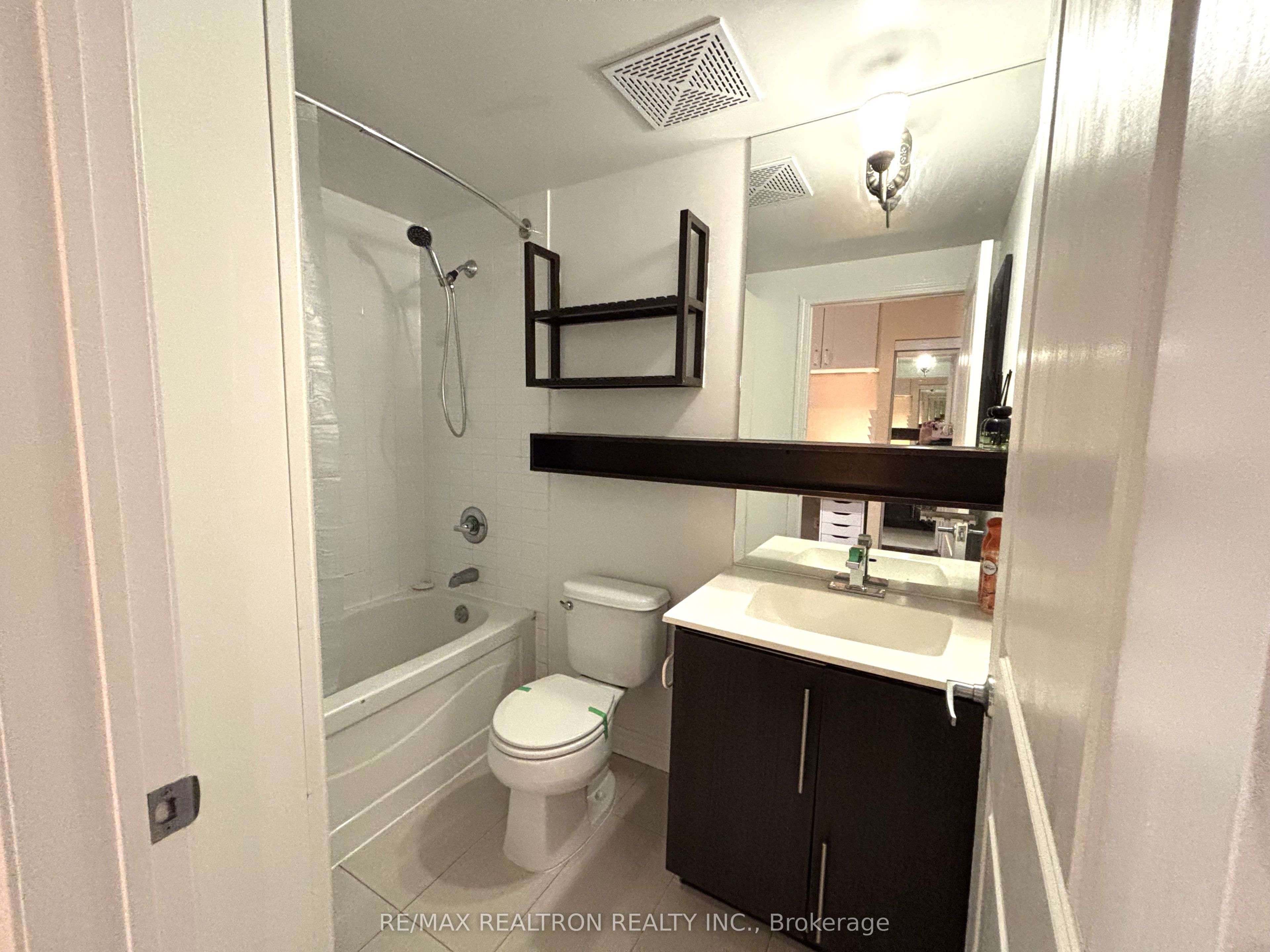 2885 Bayview Avenue 1111 Property Photo 22