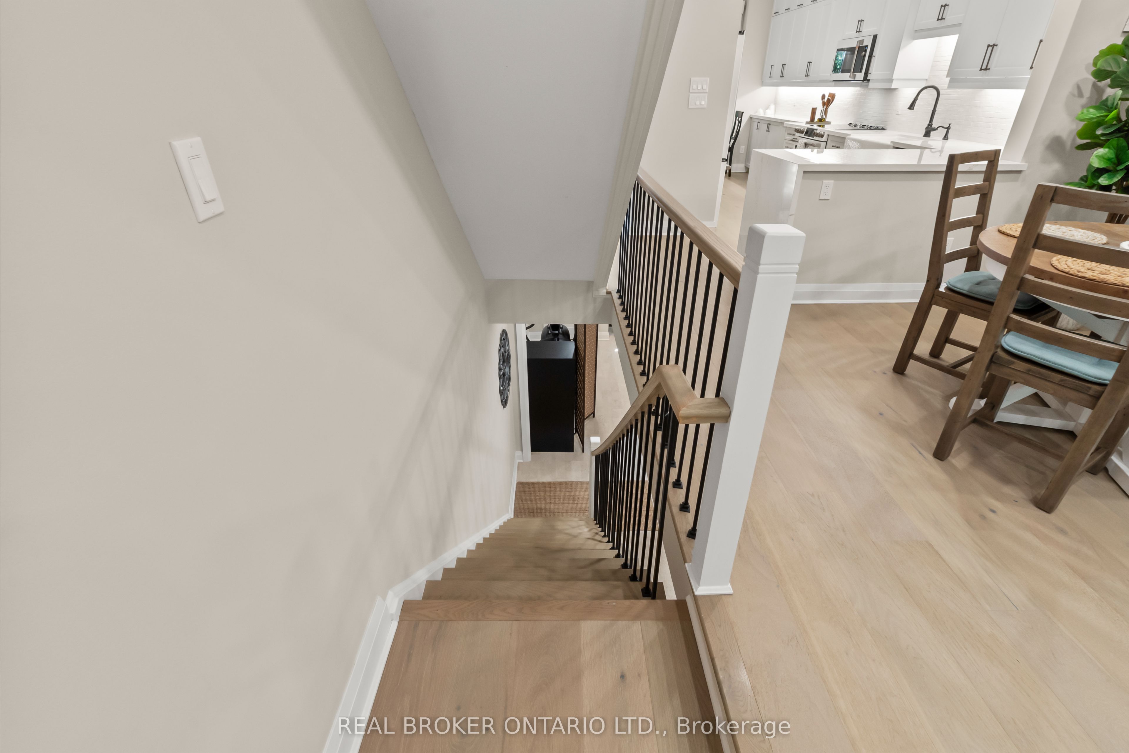 12 St. James Court Property Photo 40
