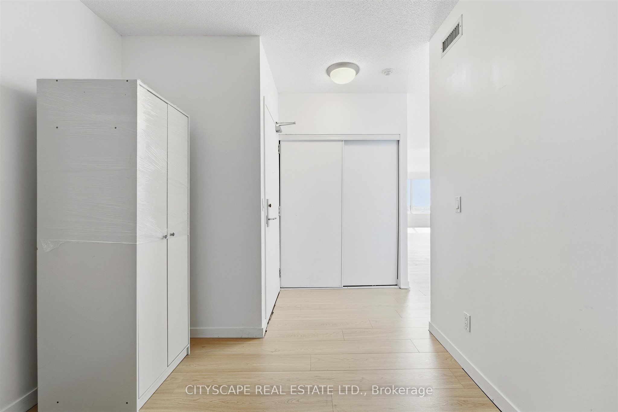 59 East Liberty Street 1005 Property Photo 20