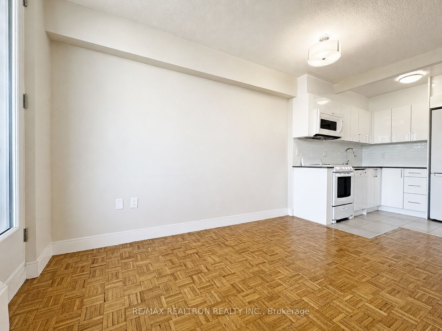 1500 Bathurst Street 907 Property Photo 5