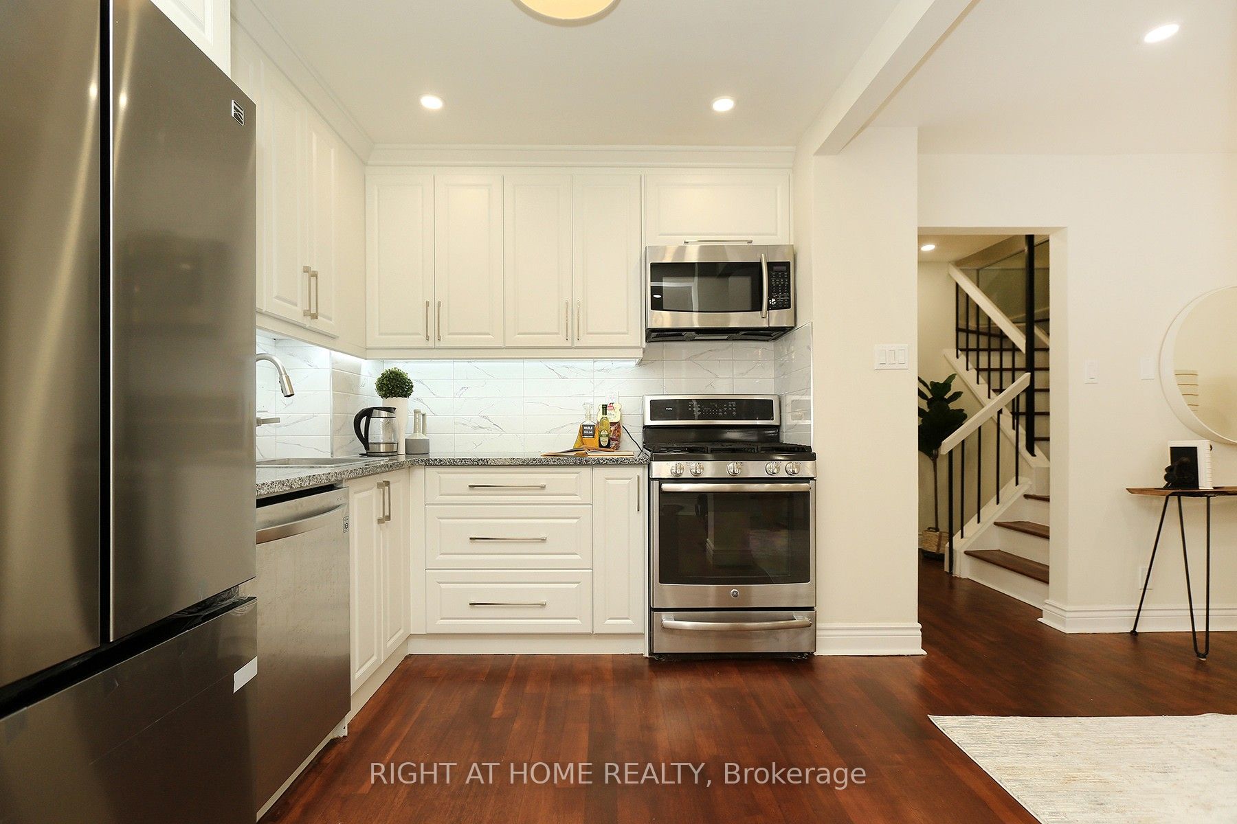 6 Snapdragon Drive Property Photo 15