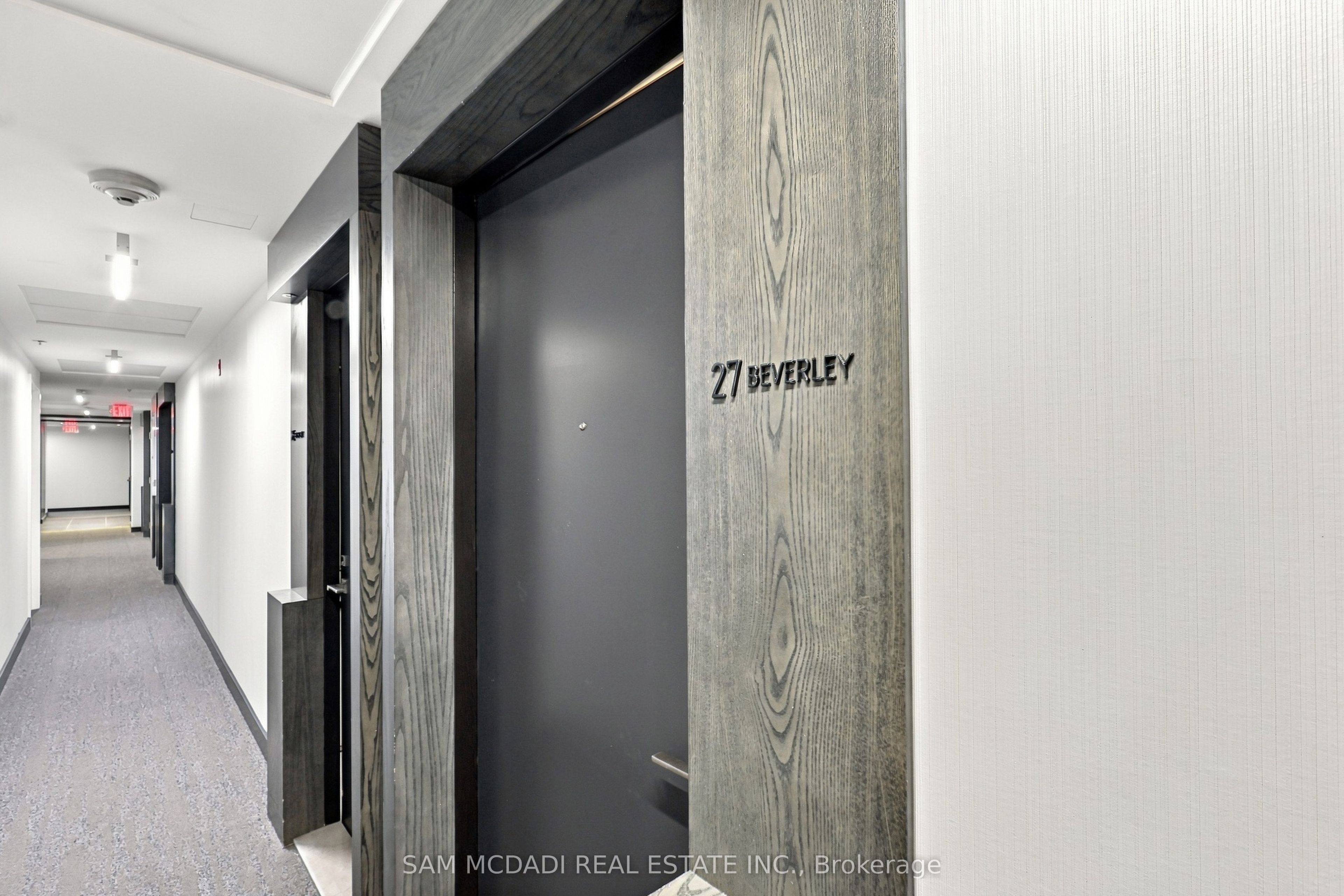 15 Beverley Street Th27 Property Photo 2