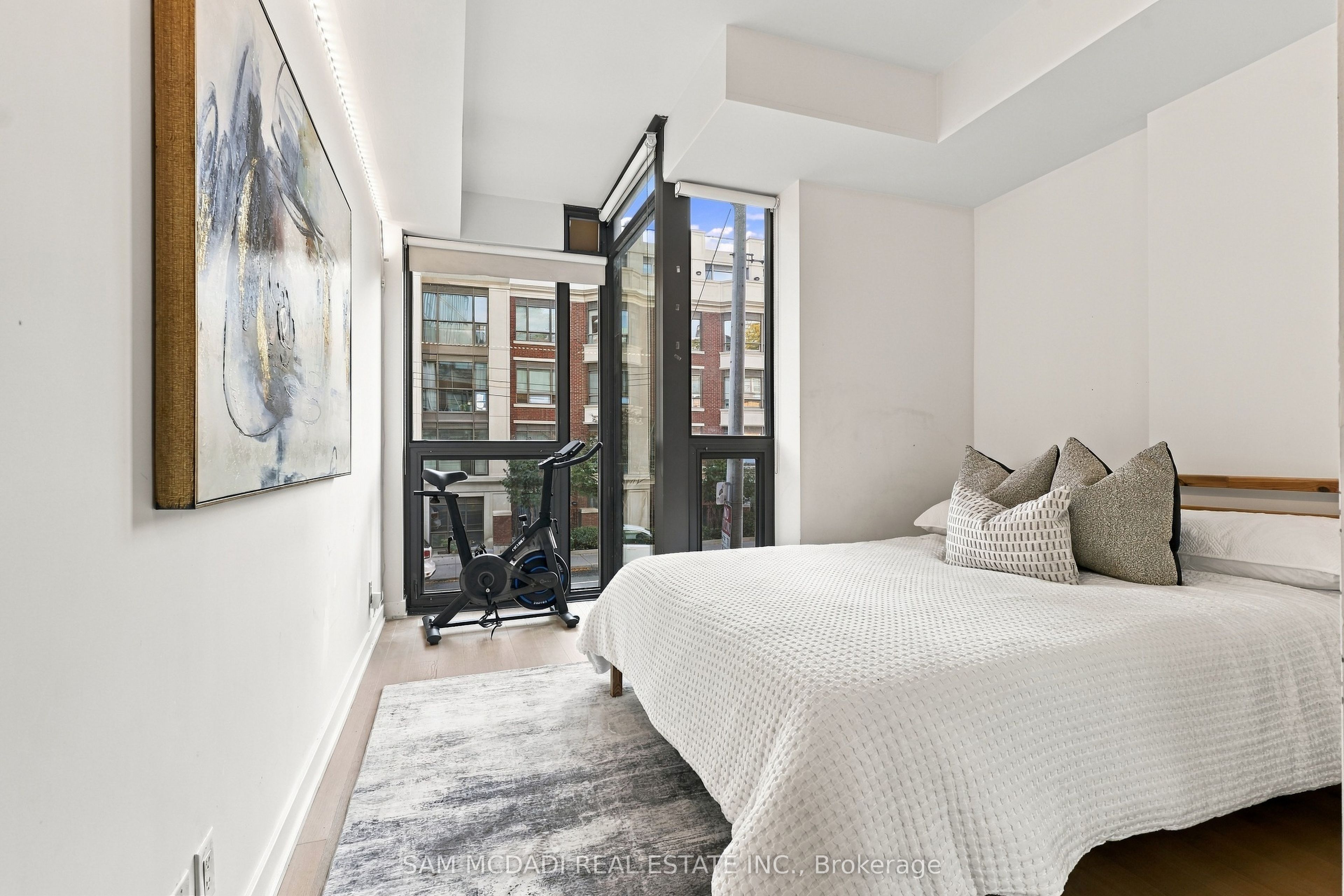 15 Beverley Street Th27 Property Photo 15