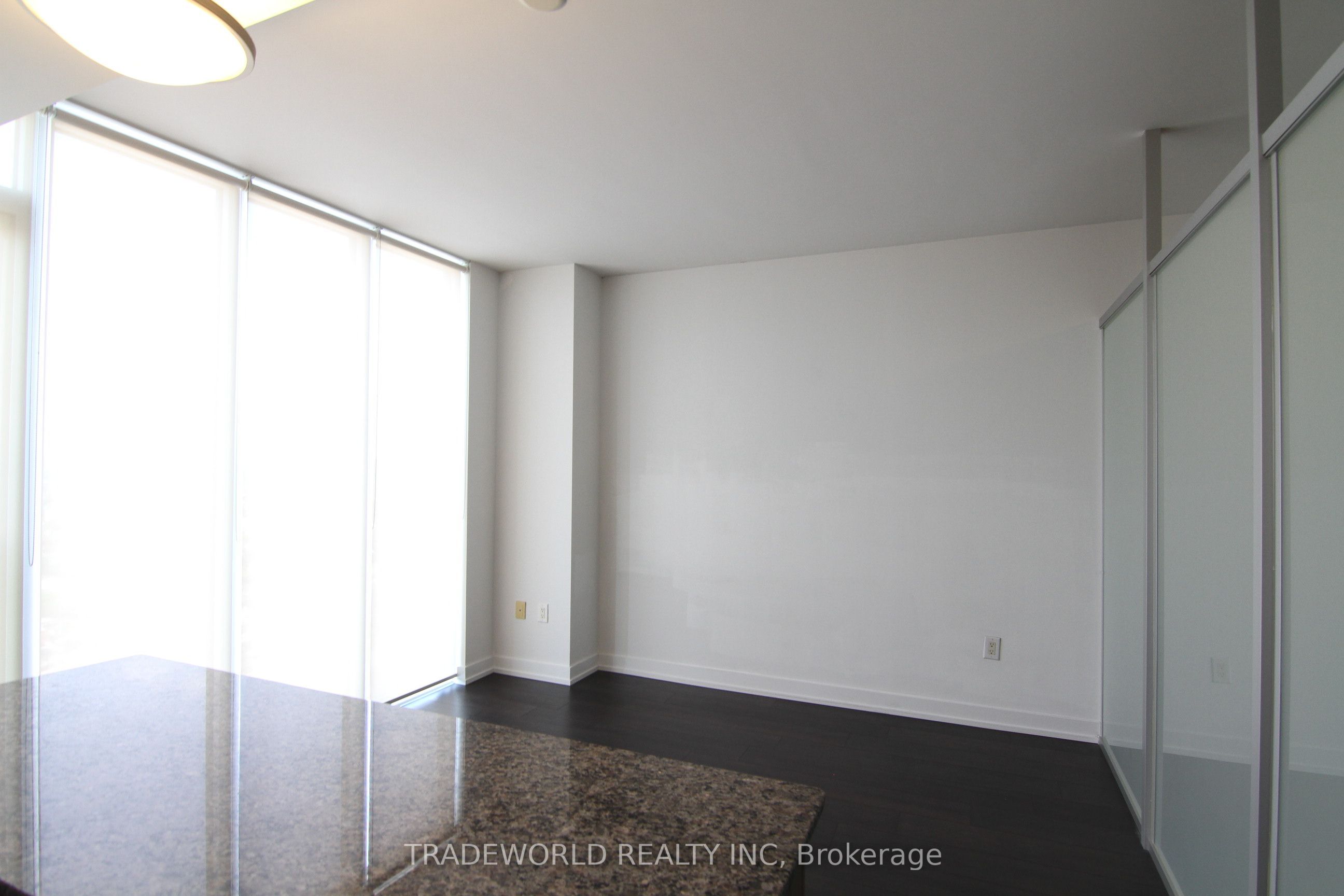 426 University Avenue 2801 (den) Property Photo 2