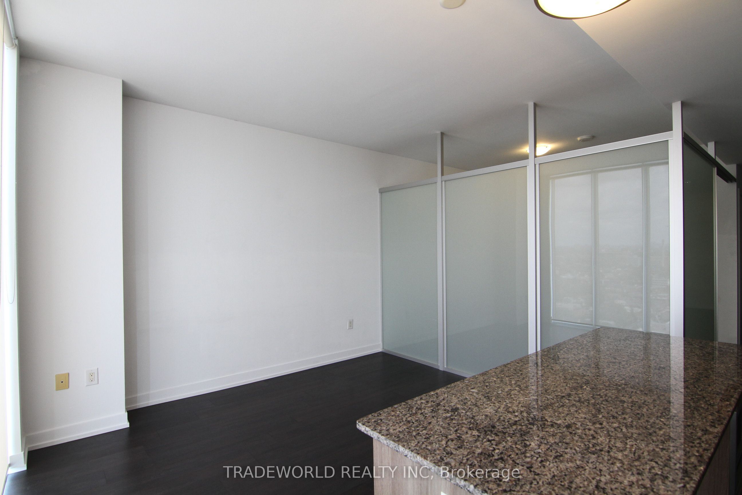 426 University Avenue 2801 (den) Property Photo 3
