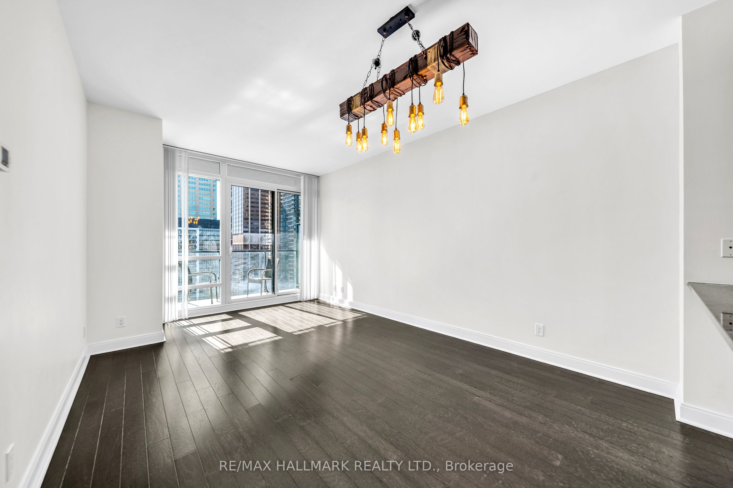 825 Church Street 2708 Property Photo 20