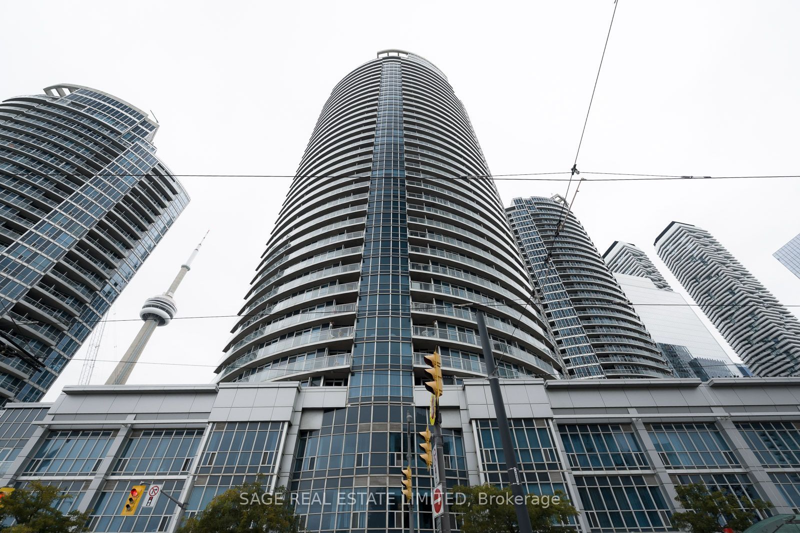 208 Queens Quay W 1705 Property Photo 1