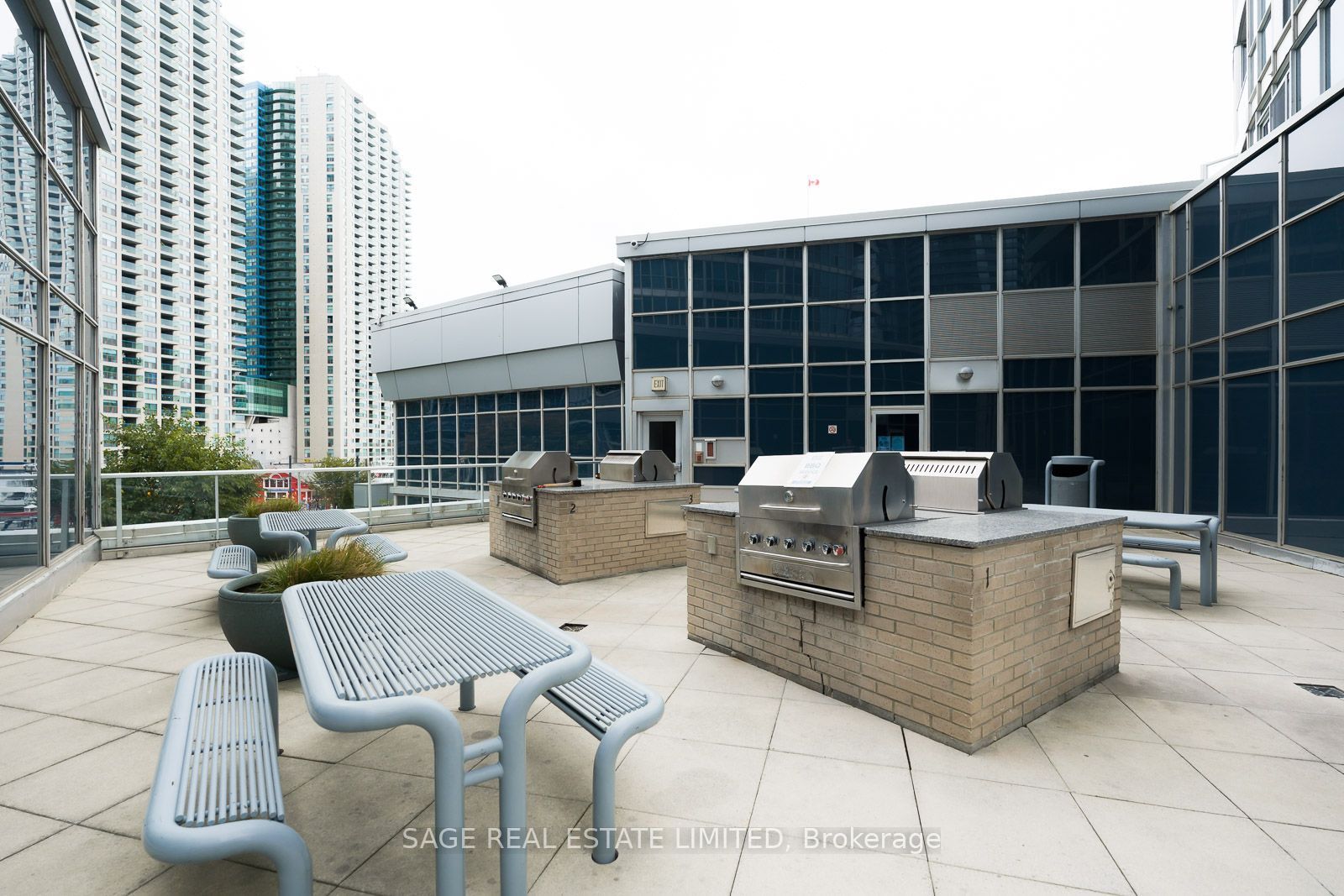 208 Queens Quay W 1705 Property Photo 17