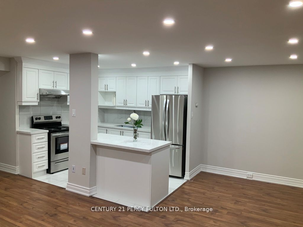 10 Sunny Glen Way 1904 Property Photo 2
